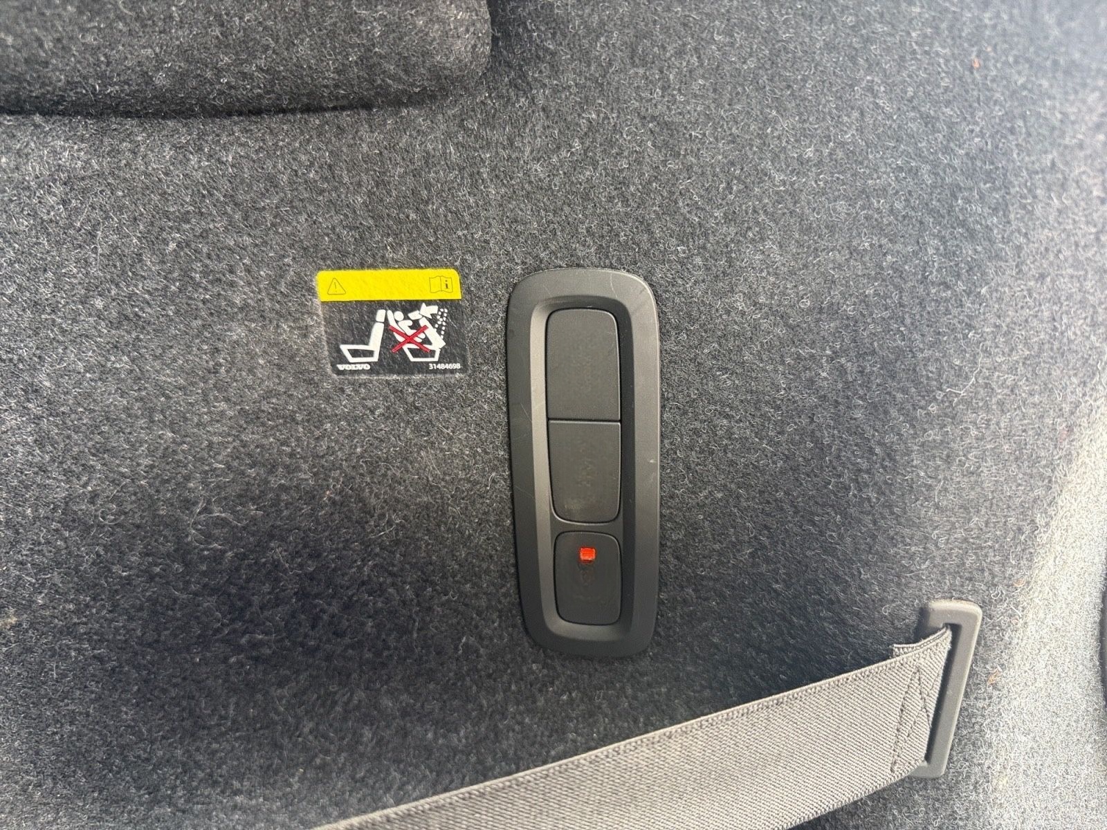 Volvo XC 40 XC40 MOMENTUM 2WD AUT., PANORAMA, AHK, H/K foto 20