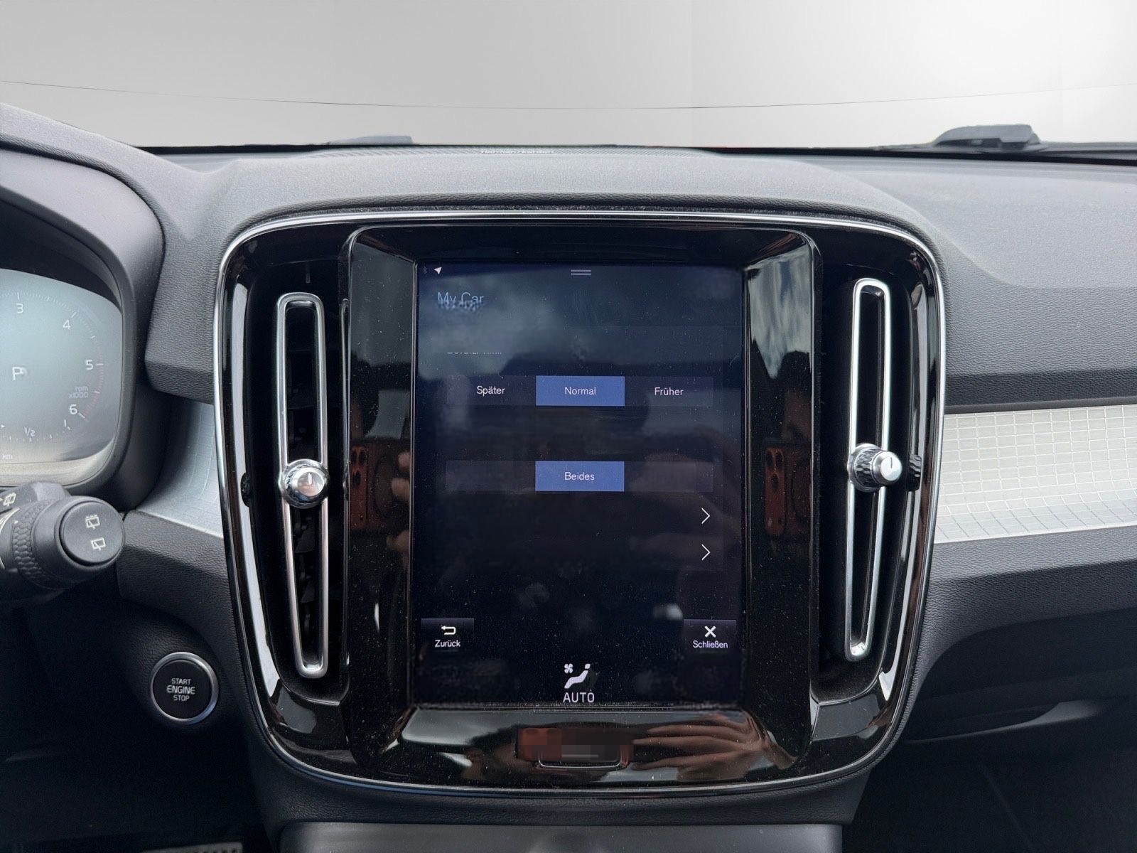 Volvo XC 40 XC40 MOMENTUM 2WD AUT., PANORAMA, AHK, H/K foto 24