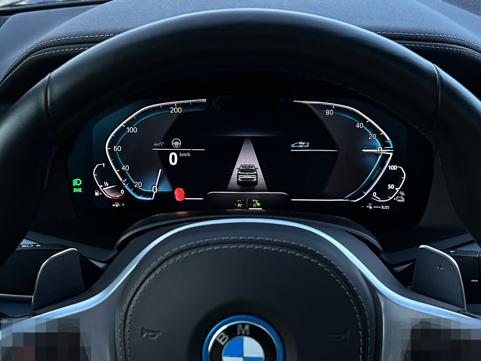 BMW X5 xDrive45e M-Sportpaket Laser Panor. AHK 360° foto 11