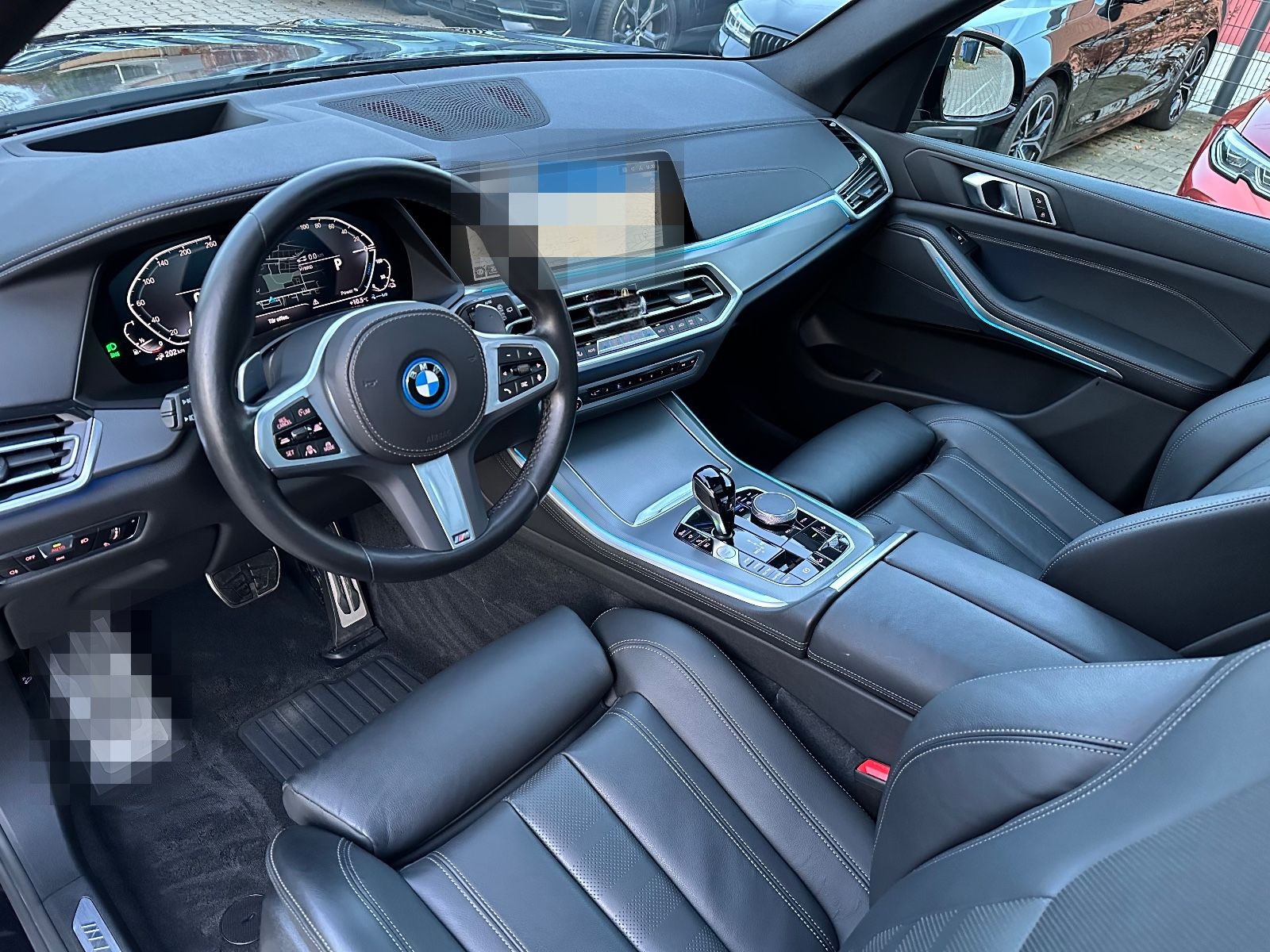 BMW X5 xDrive45e M-Sportpaket Laser Panor. AHK 360° foto 4