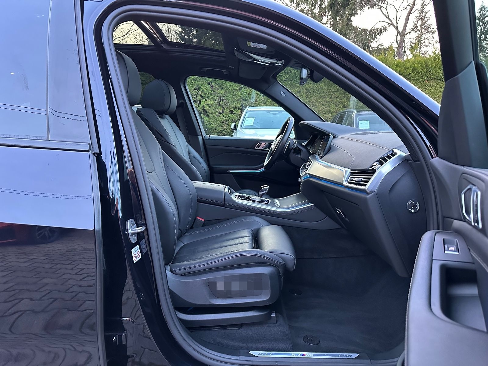 BMW X5 xDrive45e M-Sportpaket Laser Panor. AHK 360° foto 8