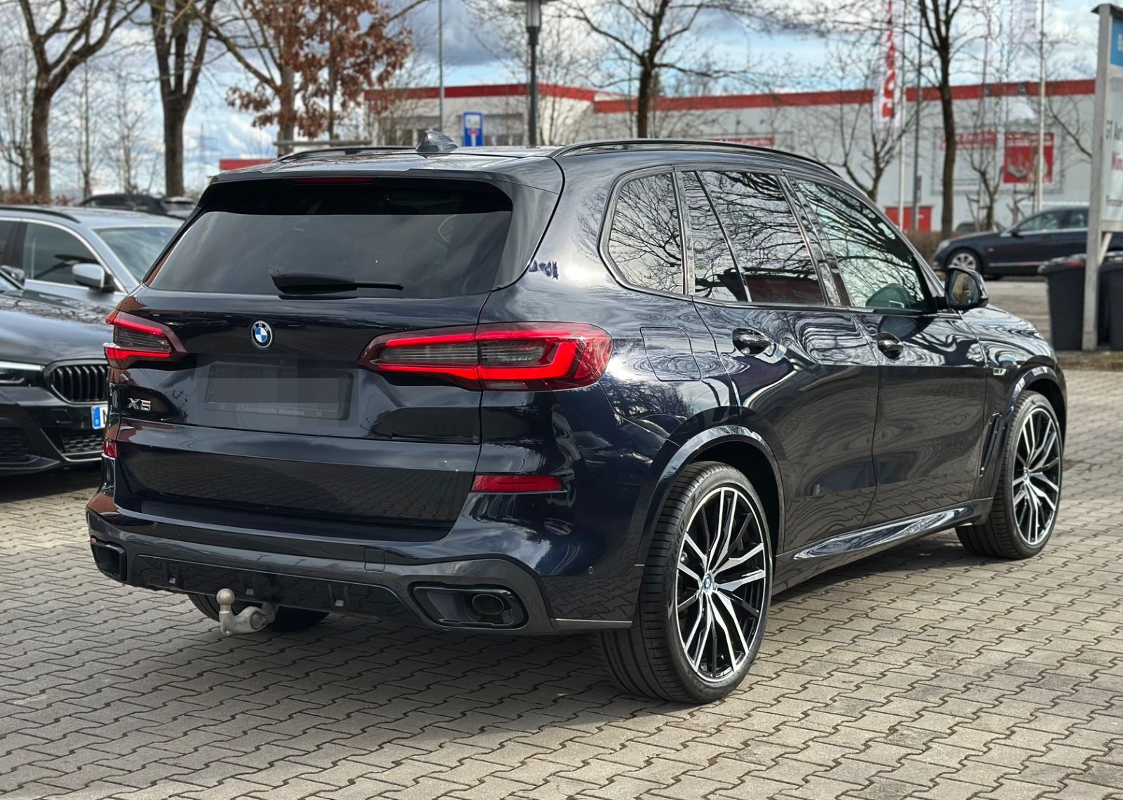 BMW X5 xDrive45e M-Sportpaket Laser Panor. AHK 360° foto 9
