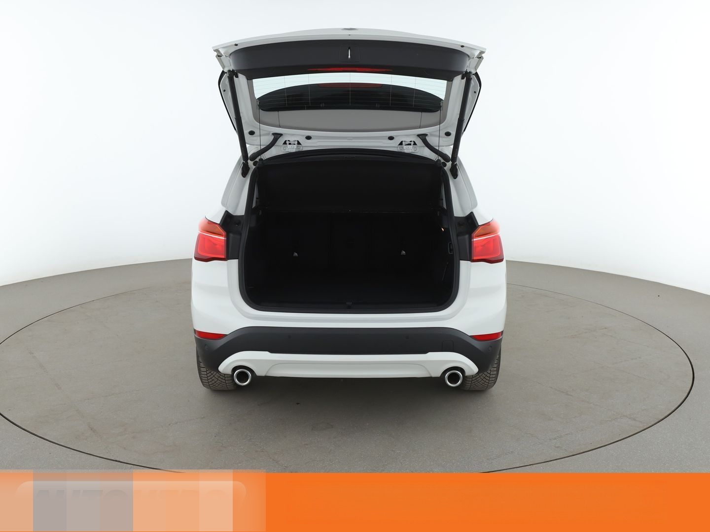 BMW sDrive 18d *NAVI*LIMITER*PDC*SHZ*ALU*PANO*KLIMA* foto 17