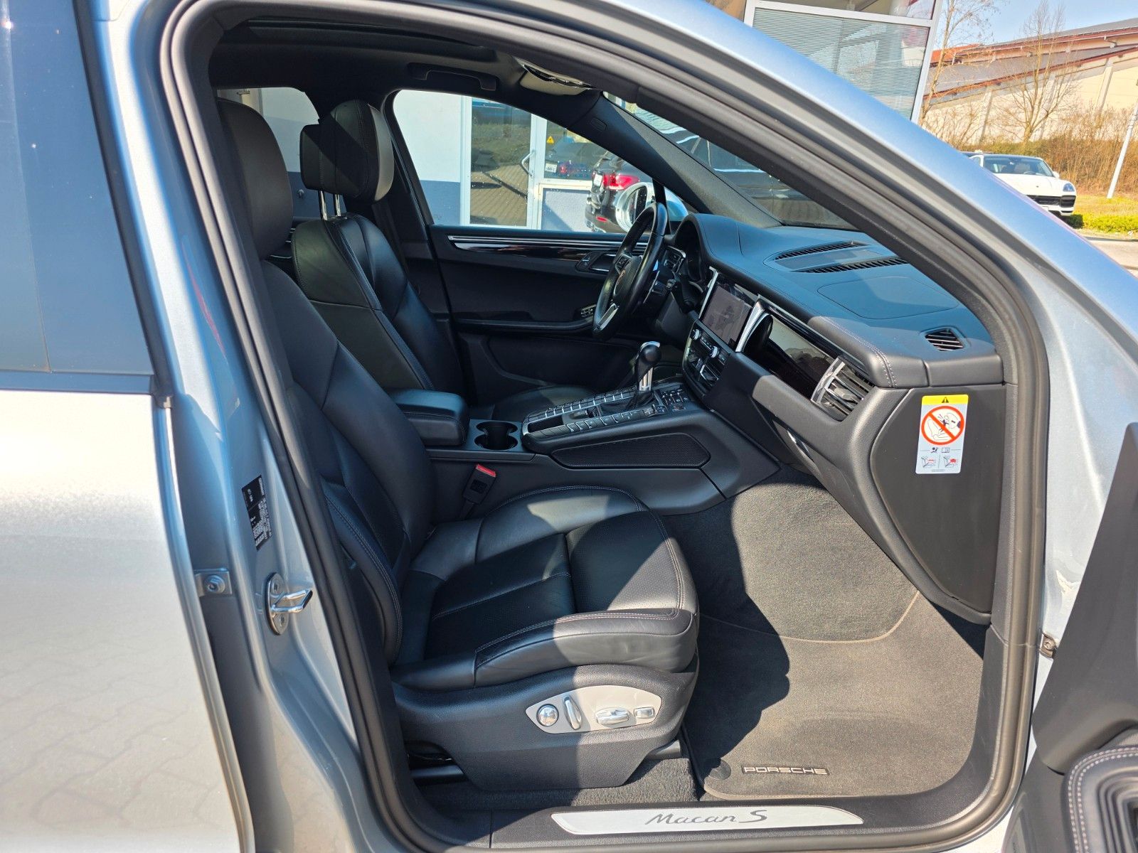 Porsche Macan S 3.0 Panorama/Navi/Kamera foto 17