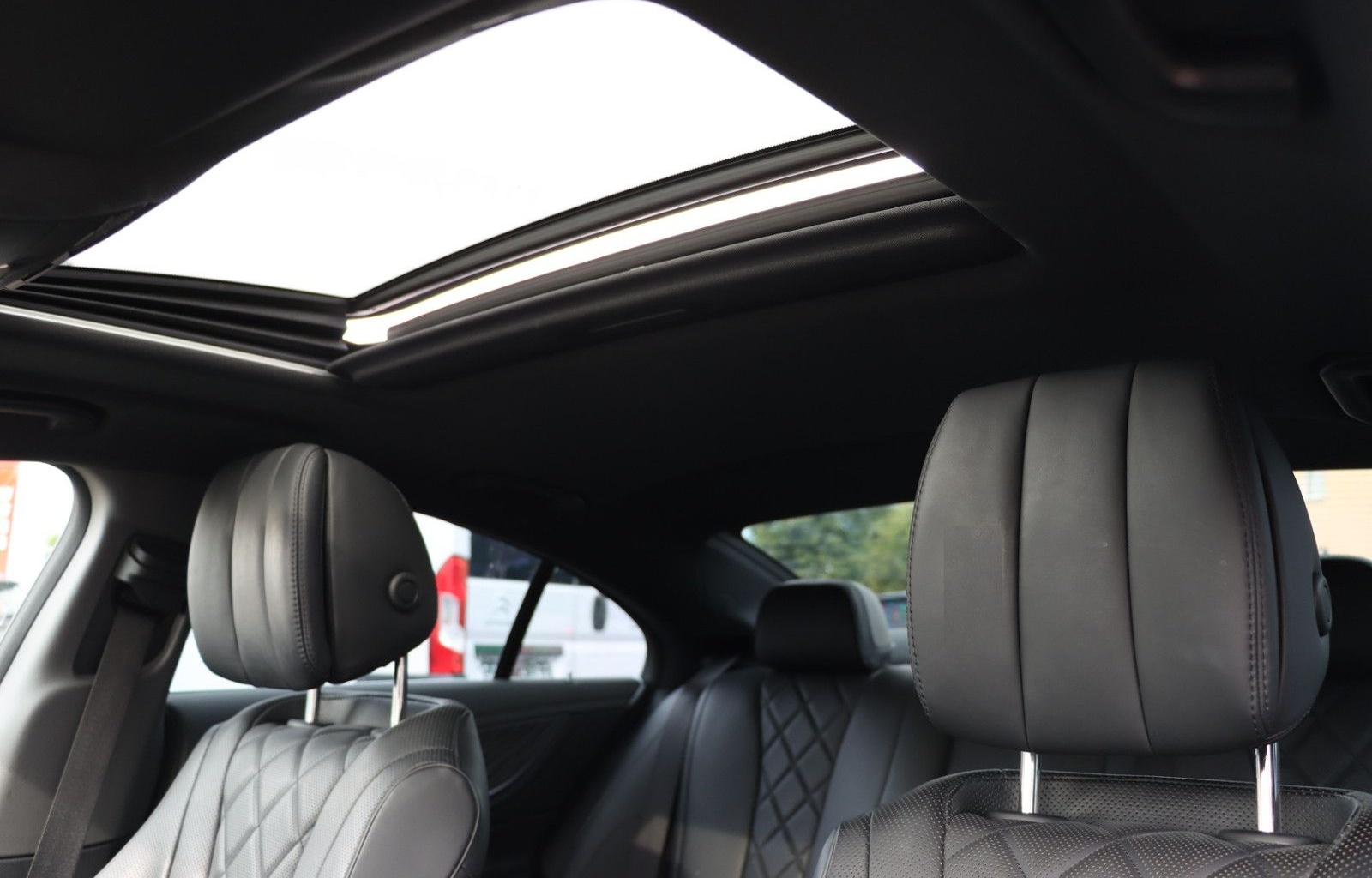 Mercedes-Benz CLS 450 4Matic AMG l DESIGNO l VOLL l foto 9