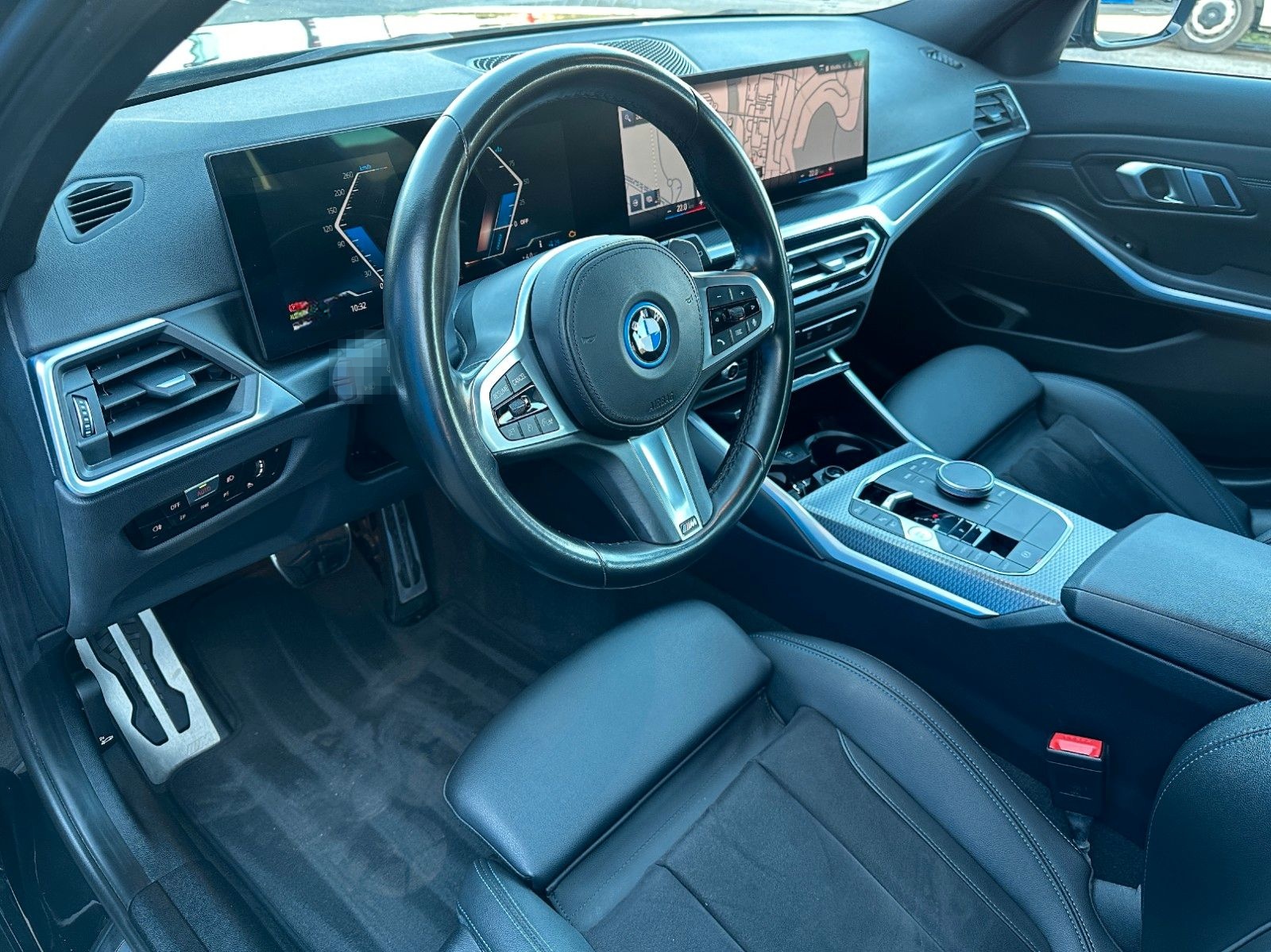 BMW 330e Touring M Sport*LED*WIDE-SCREEN*AHK*KAMERA* foto 10