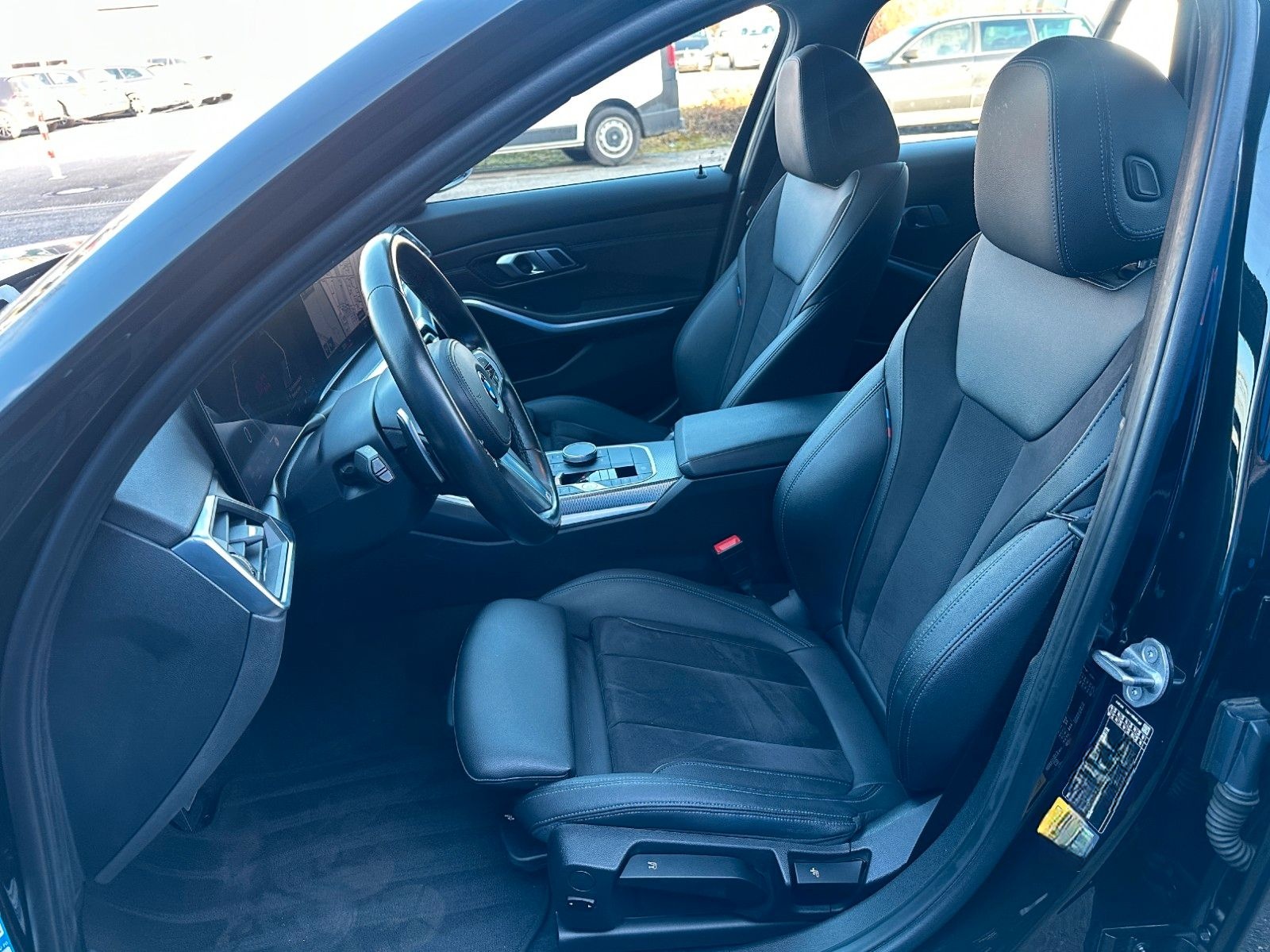 BMW 330e Touring M Sport*LED*WIDE-SCREEN*AHK*KAMERA* foto 11