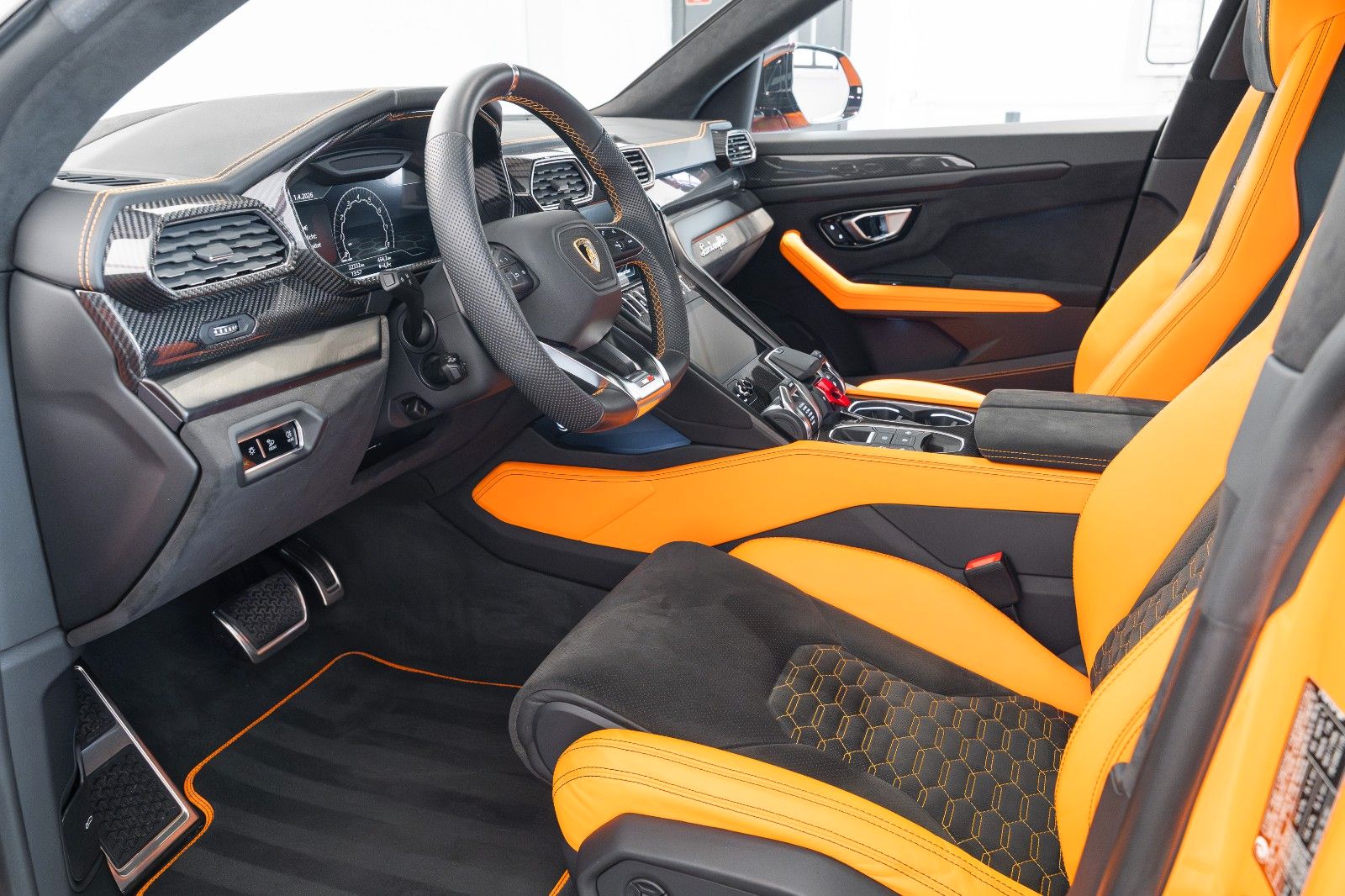 Lamborghini Urus Capsule Edition I B&O I 23" I Pano I Voll foto 18