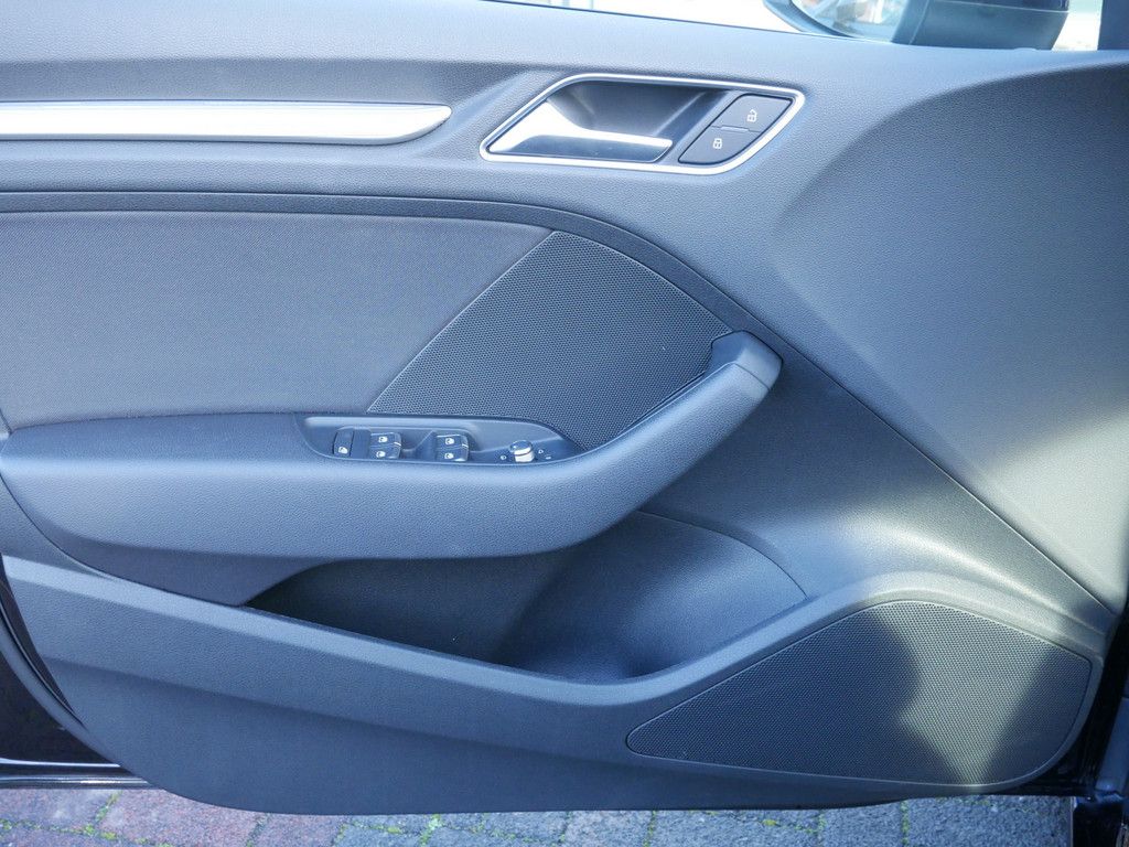 Audi A3 Sportback 2.0 FSI quattro sport XENON AHK foto 19