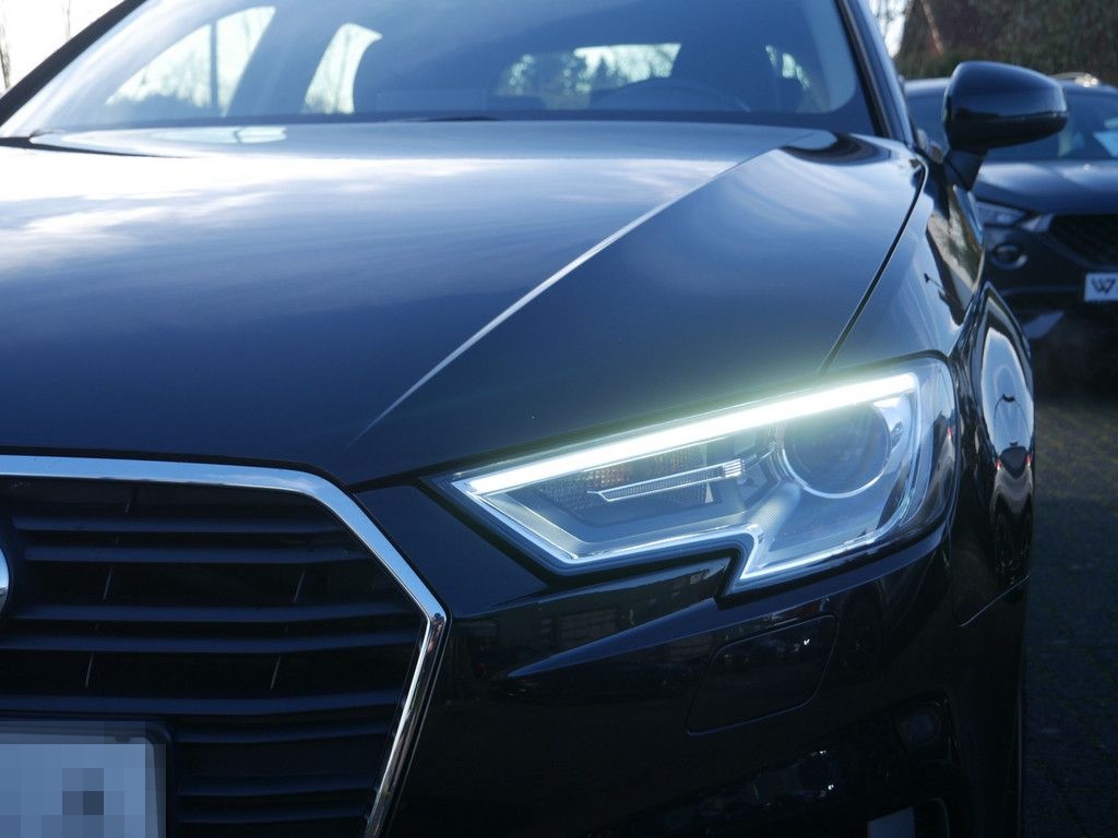 Audi A3 Sportback 2.0 FSI quattro sport XENON AHK foto 23