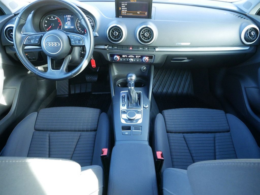 Audi A3 Sportback 2.0 FSI quattro sport XENON AHK foto 6