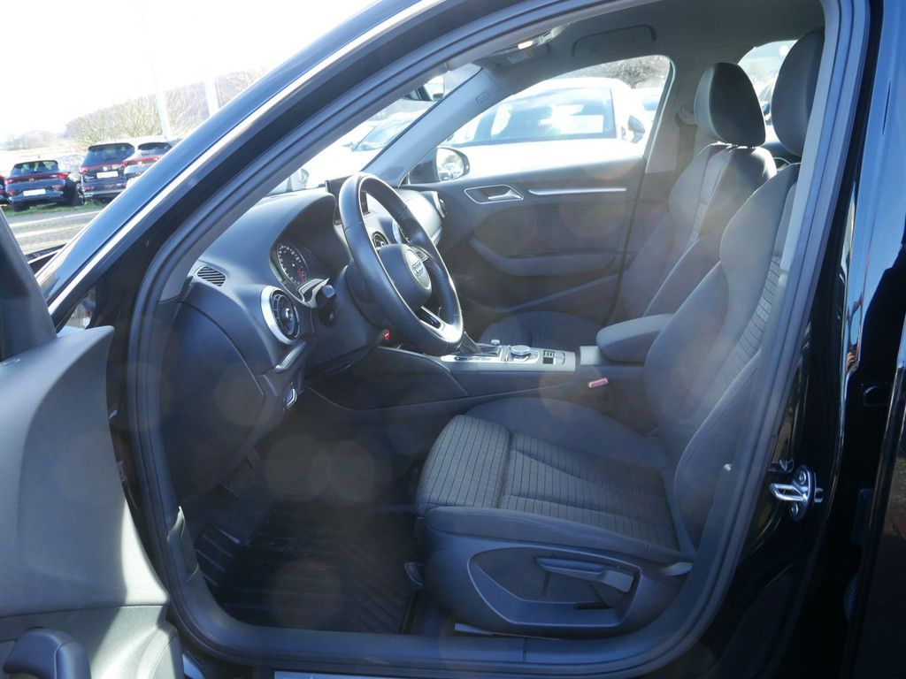 Audi A3 Sportback 2.0 FSI quattro sport XENON AHK foto 7