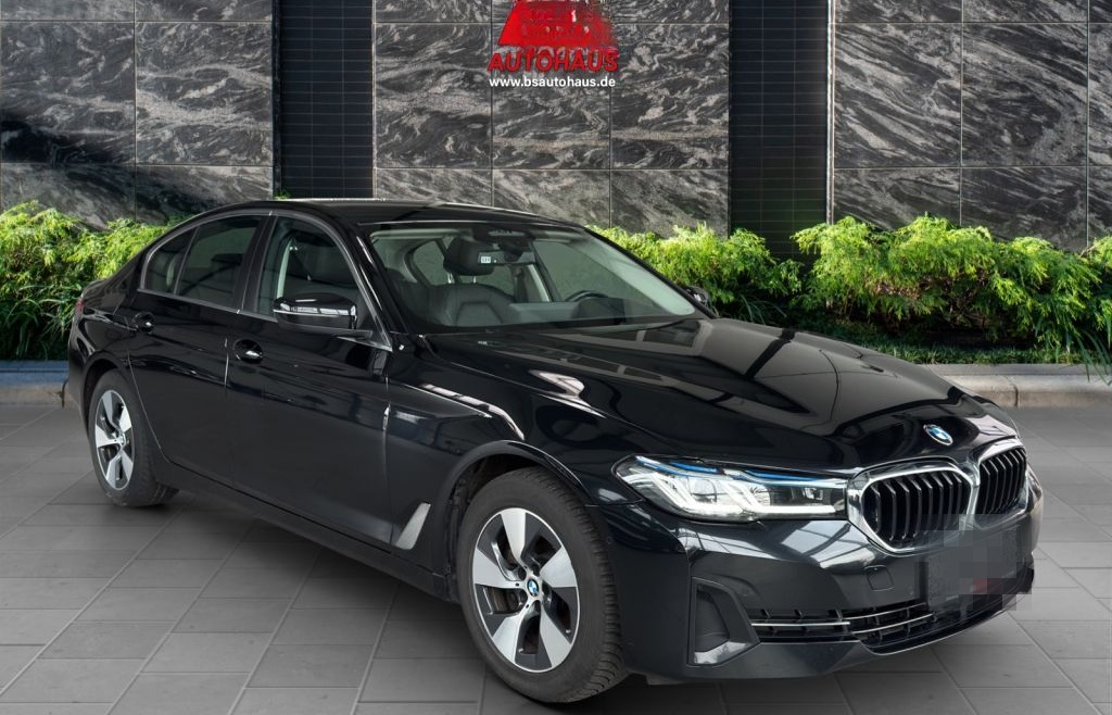 BMW 520d Aut. Head-Up Innovationspaket Leder Laserli foto 17