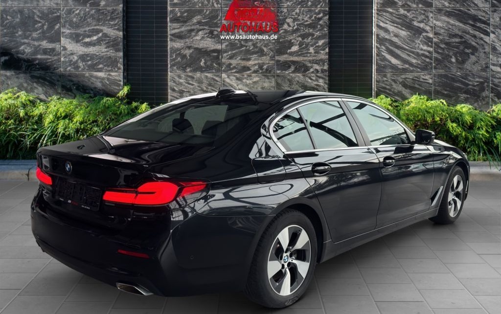 BMW 520d Aut. Head-Up Innovationspaket Leder Laserli foto 13