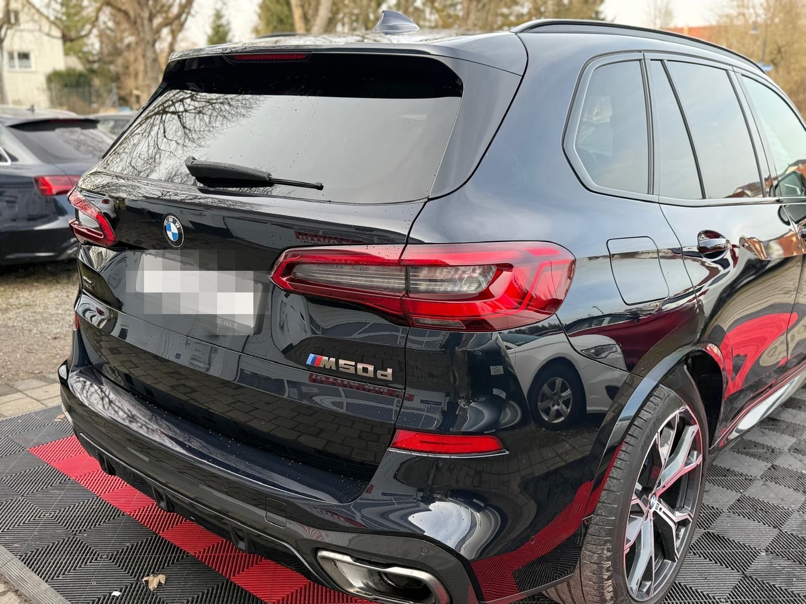 BMW X5 M50d*100% VOLL*KAM*ACC*1.HAND foto 17