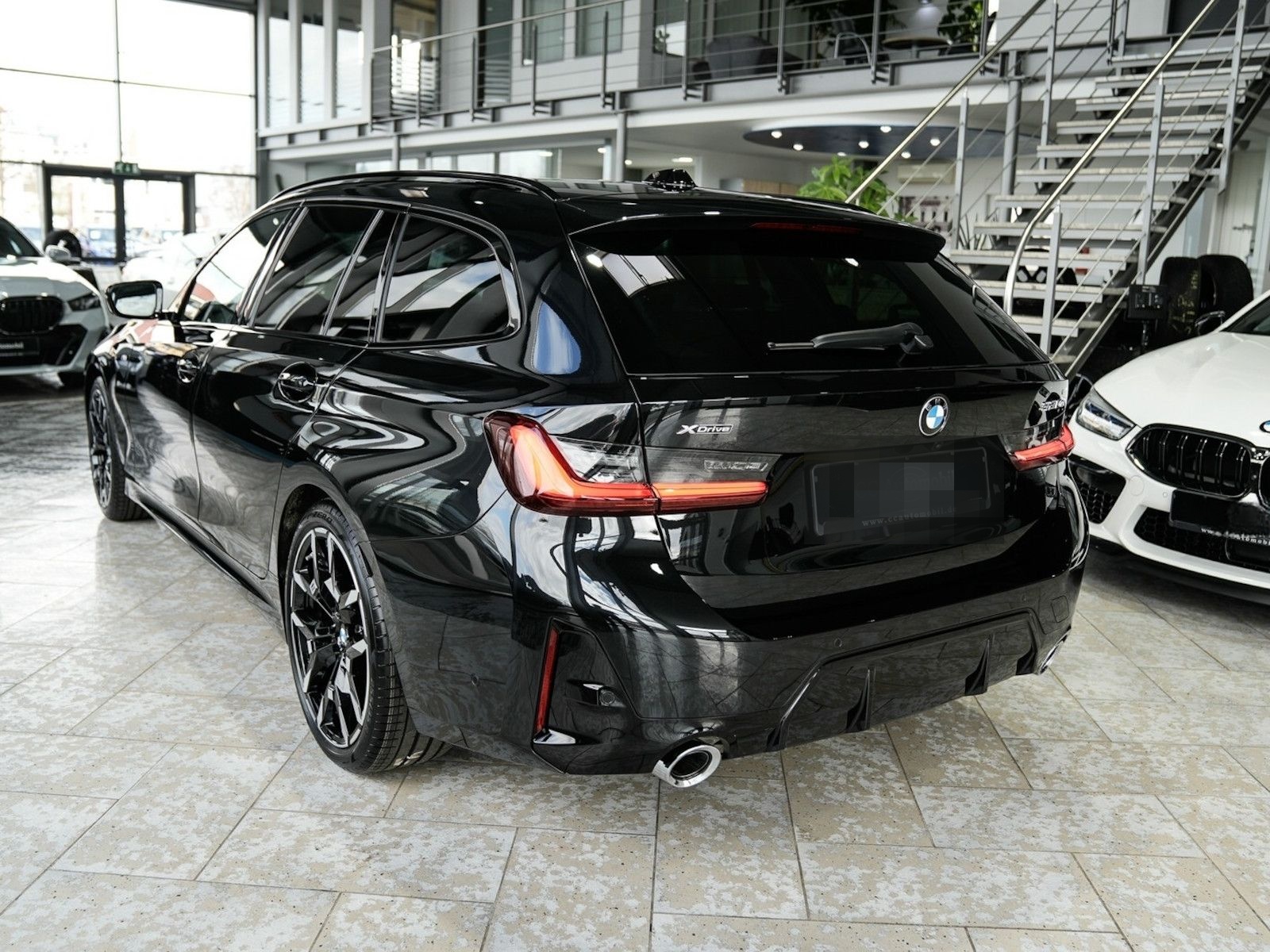 BMW 320d xDrive Touring M Sport Panorama 19LM foto 11