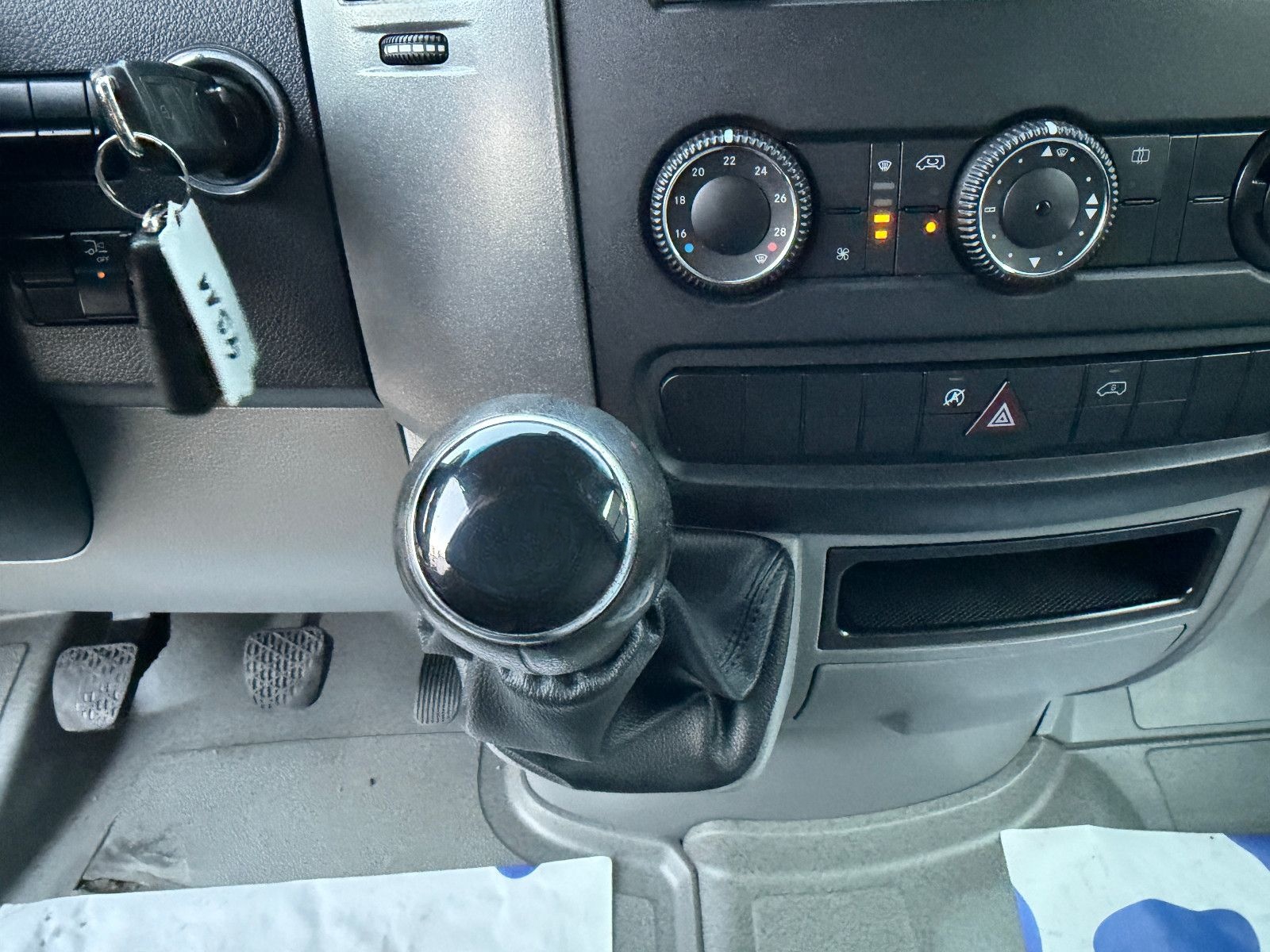 Volkswagen Crafter Pritsche 35 mittel L2 Kamera Klima foto 23