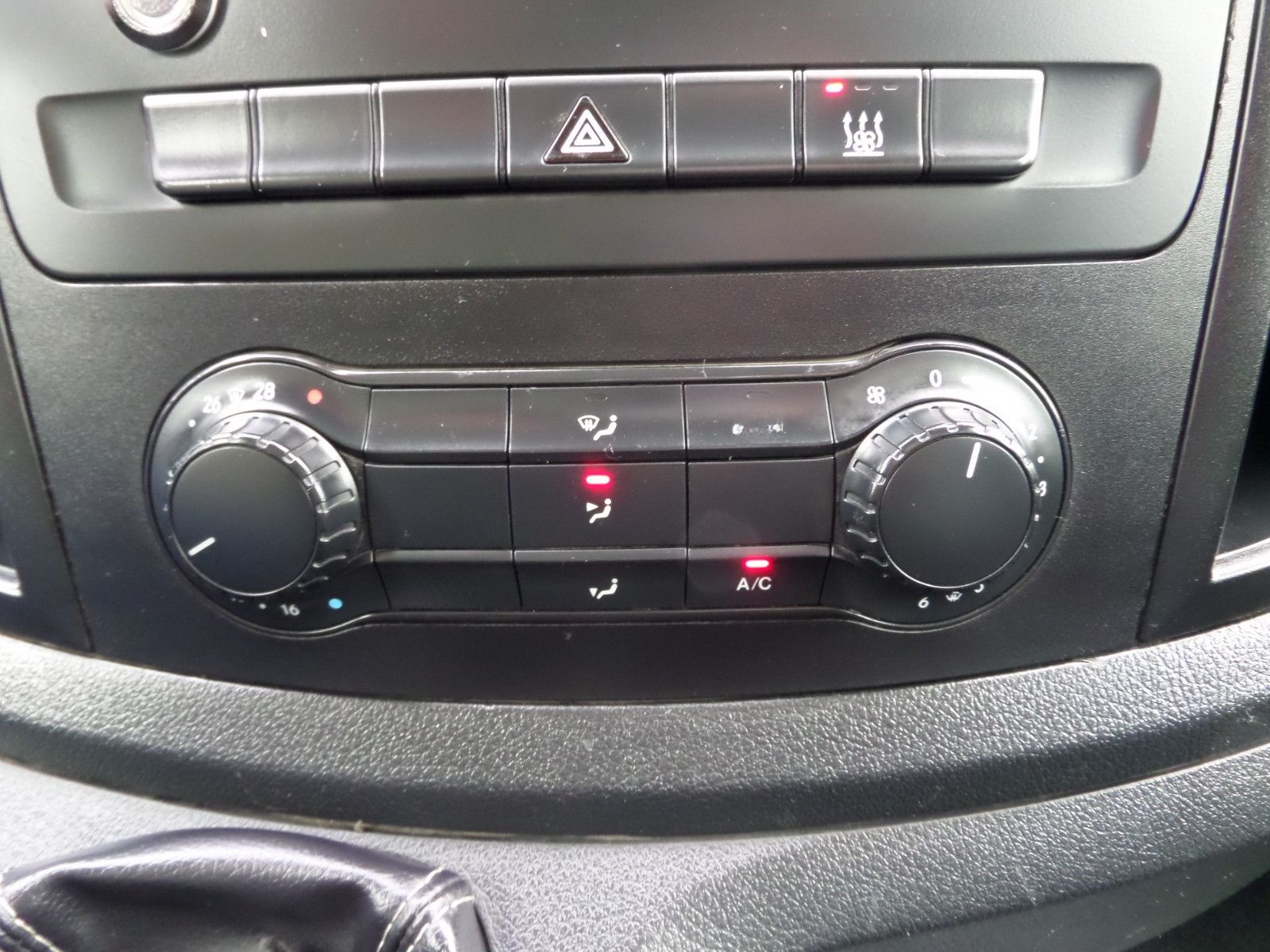 Mercedes-Benz Vito Tourer Pro 111 CDI Lang+8xLeder+Standhzg+1H foto 17