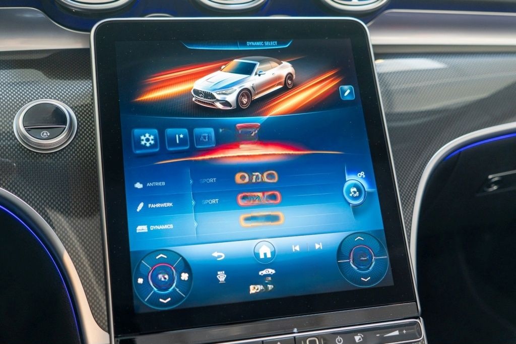 Mercedes-Benz AMG CLE 53 4MATIC+ Cabriolet AUT SpurH foto 16