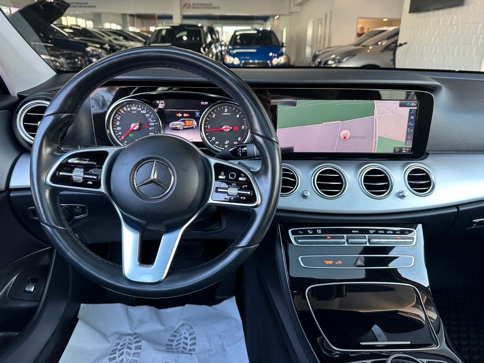 Mercedes-Benz E 300d T-Modell Business*Pano*ACC*2Hd*MB S-Heft foto 11