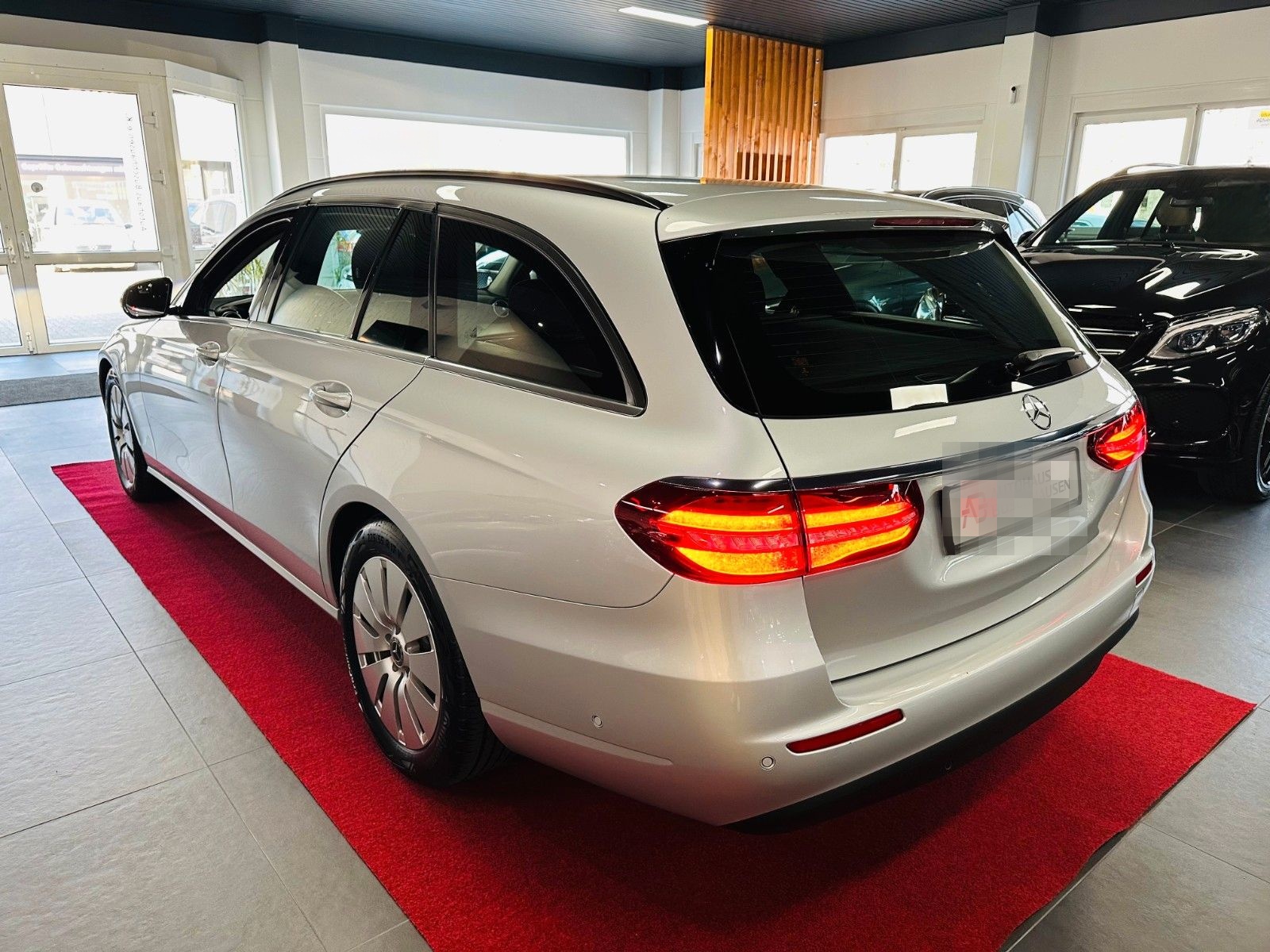 Mercedes-Benz E 300d T-Modell Business*Pano*ACC*2Hd*MB S-Heft foto 3