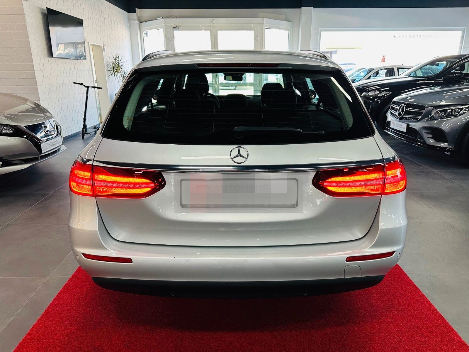 Mercedes-Benz E 300d T-Modell Business*Pano*ACC*2Hd*MB S-Heft foto 6