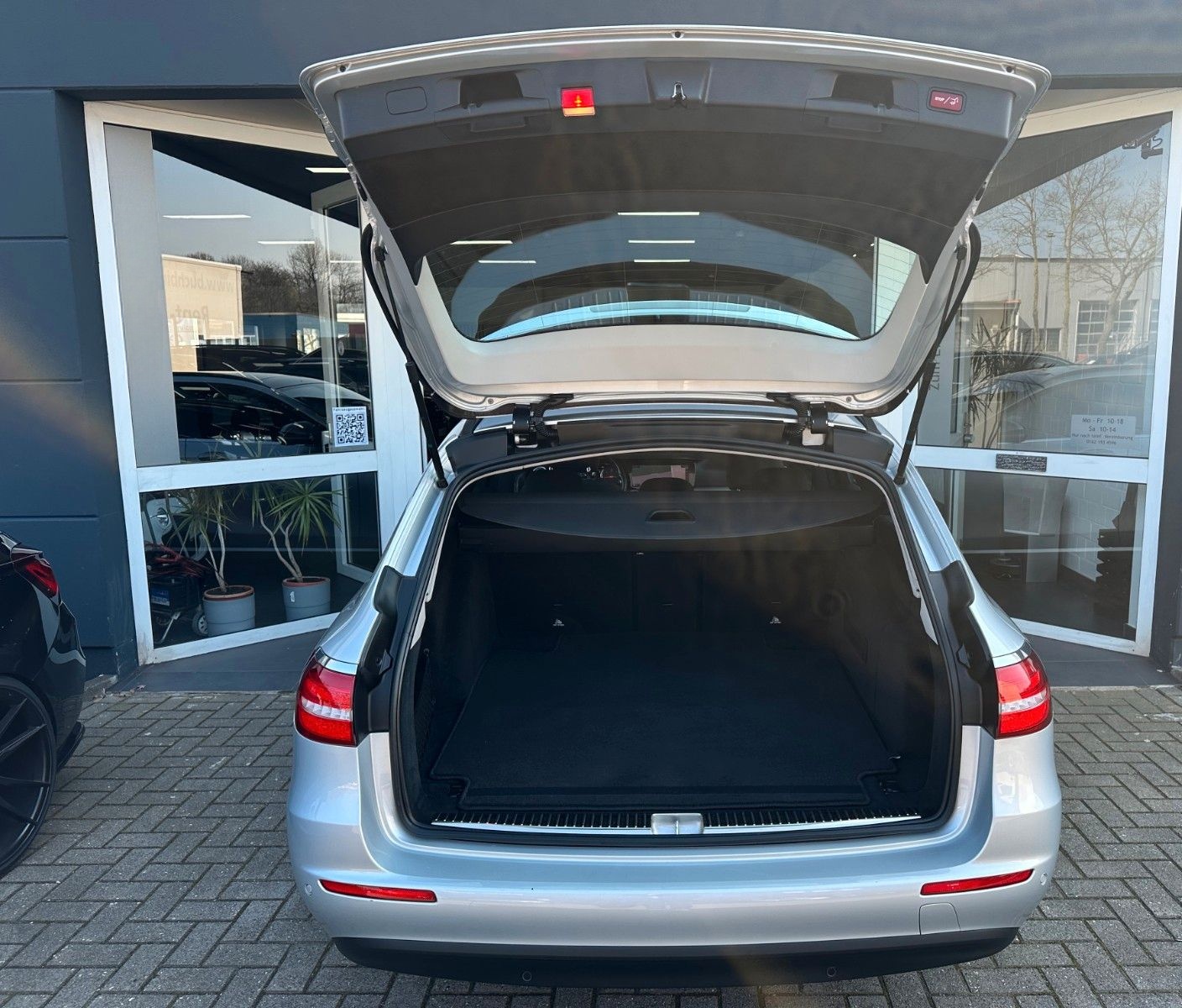 Mercedes-Benz E 300d T-Modell Business*Pano*ACC*2Hd*MB S-Heft foto 8