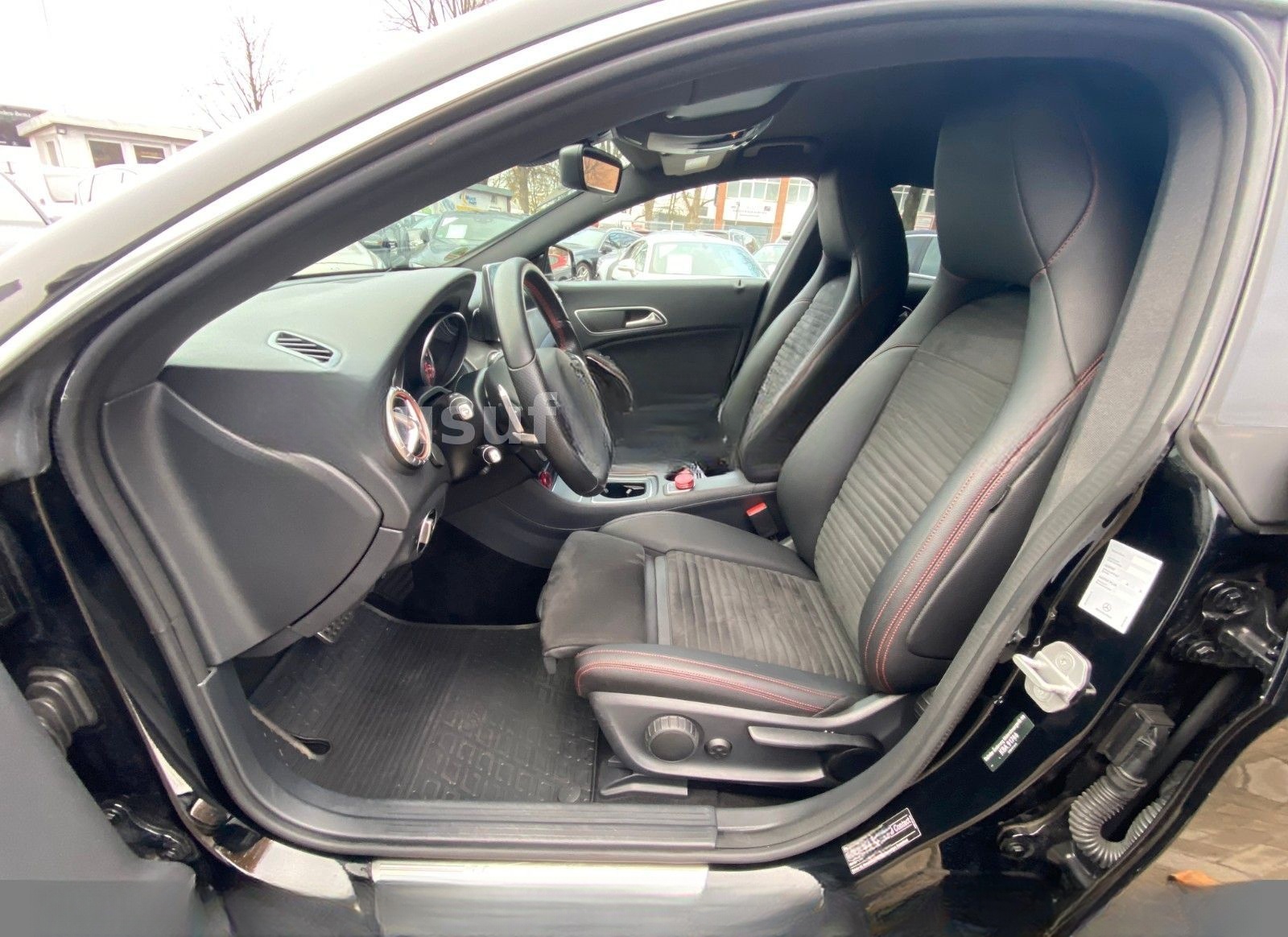 Mercedes-Benz CLA 220 d 7G-DCT SHOOTING BRAKE AMG-LINE foto 10