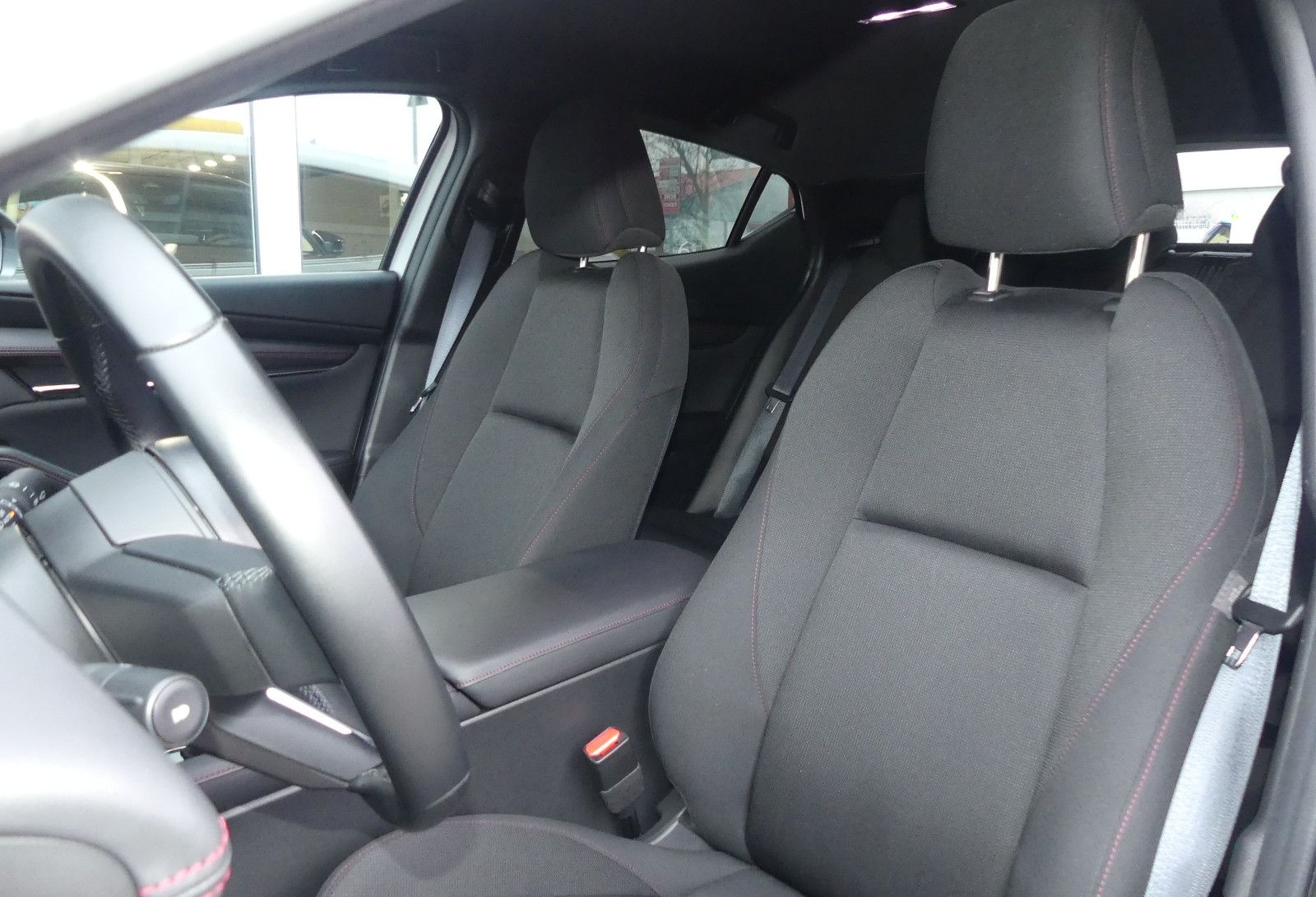 Mazda 3 e-SKYACTIV G 150 HOMURA + AHK foto 11