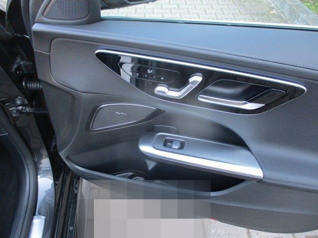 Mercedes-Benz C180T AMG-Line Pano AHK Memory 360"Sound Distr foto 17