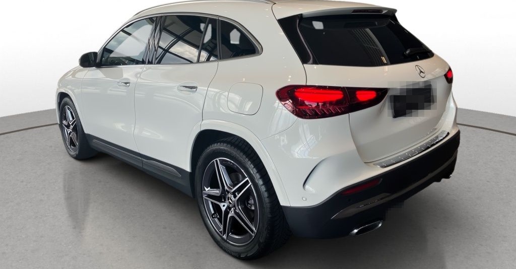 Mercedes-Benz GLA 200 EDITION AMG-Line+AHK+DISTR+KEYLESS+360°K foto 7