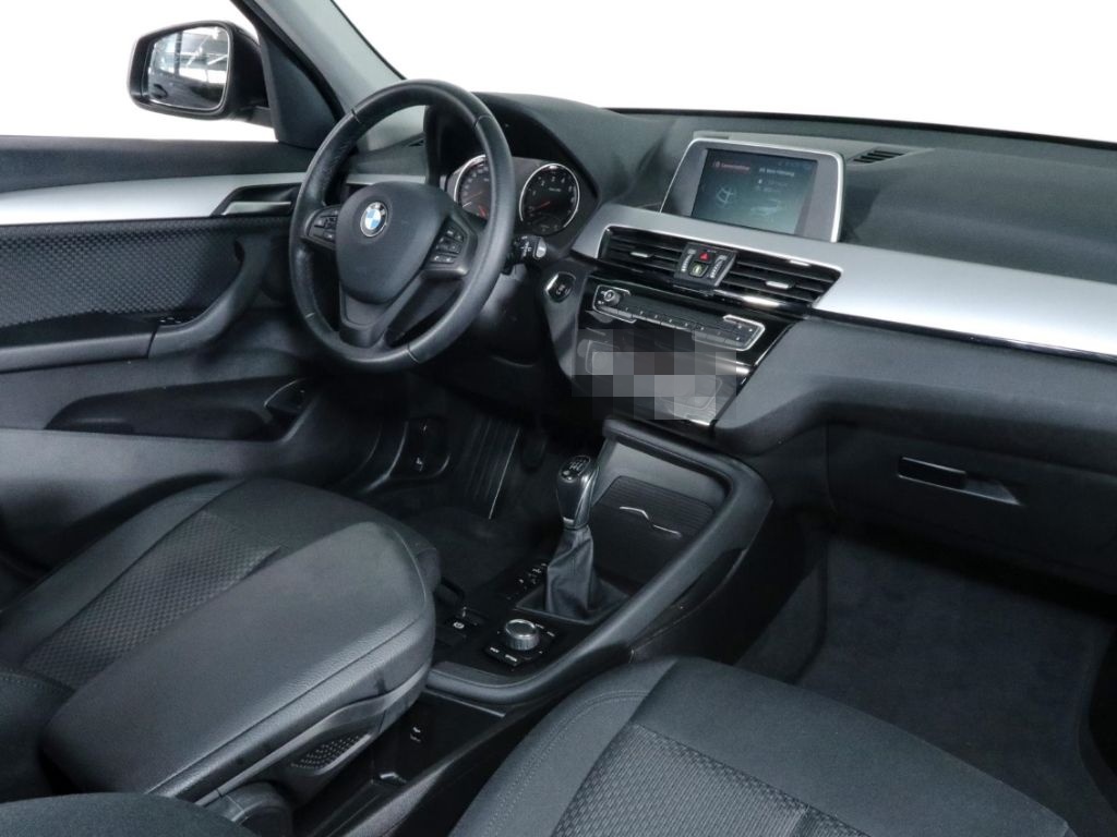 BMW X1 sDrive 18i PDC El.Heckklappe SHZ Advantage foto 8