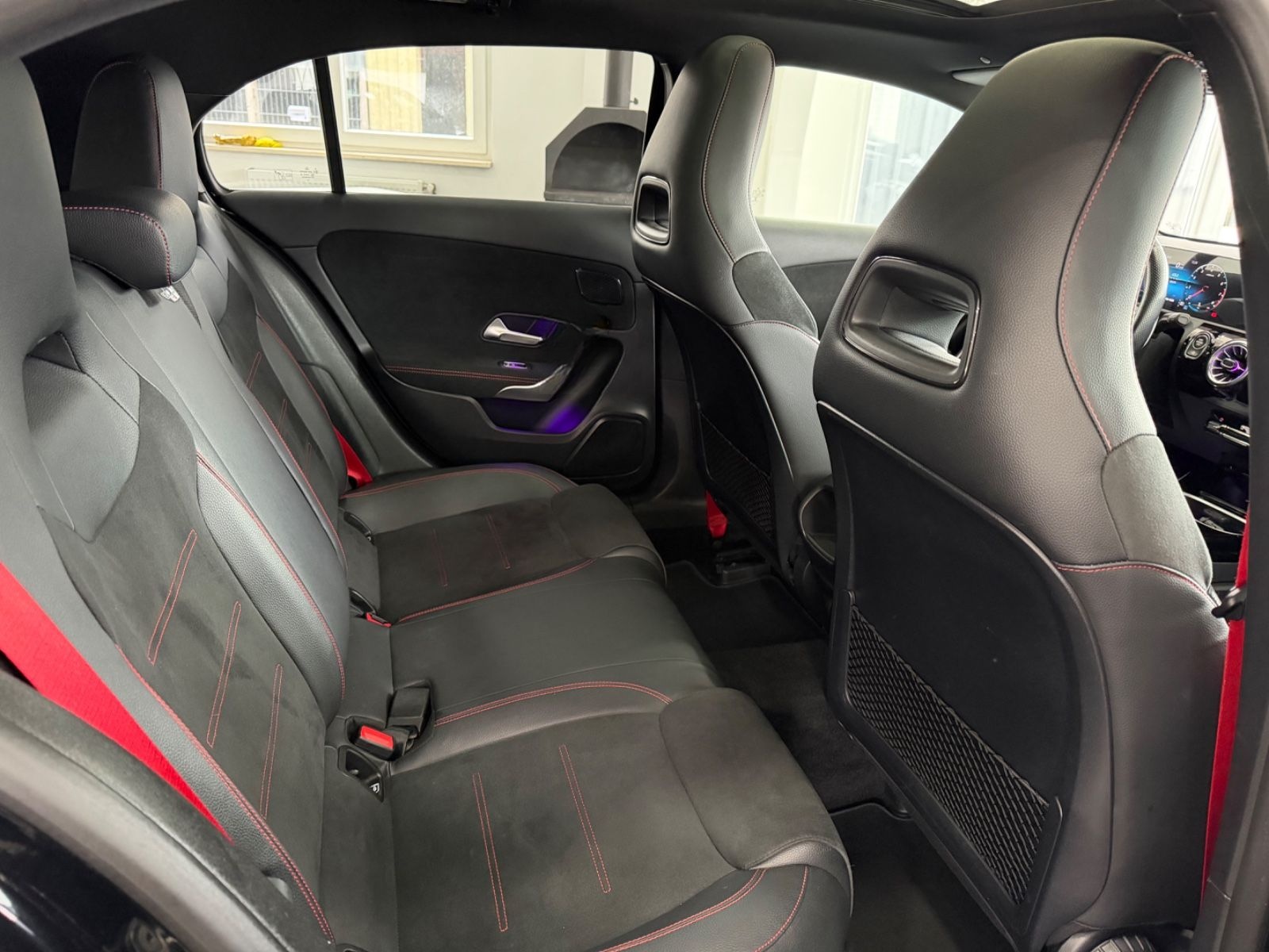 Mercedes-Benz A 35 AMG 4M MBUX Pano Spur Totw Led Keyless 360° foto 7