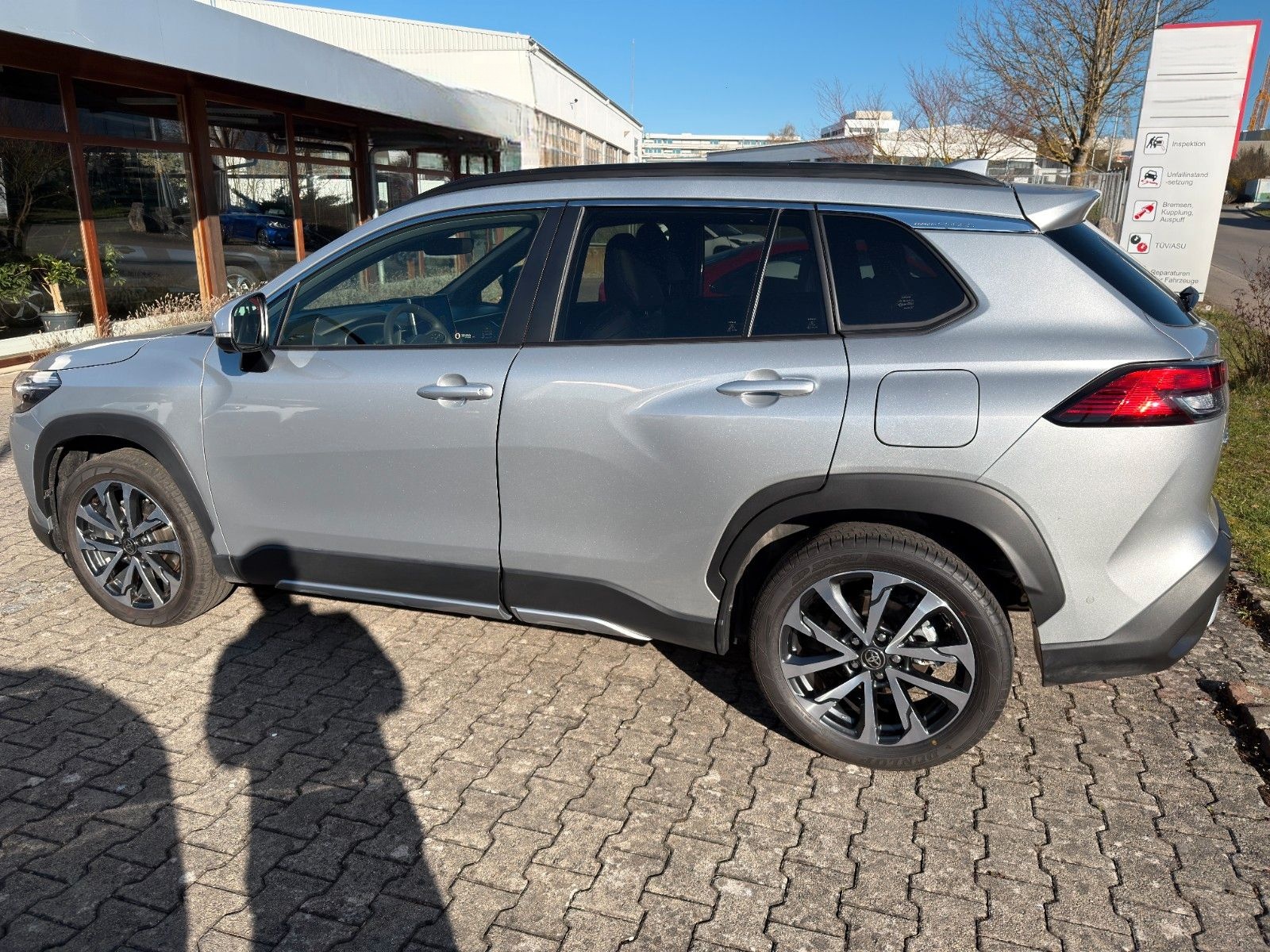 Toyota Corolla Cross 2.0 Hybrid AWD Lounge foto 13