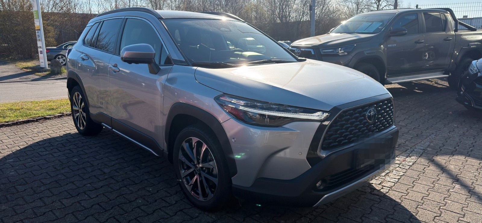 Toyota Corolla Cross 2.0 Hybrid AWD Lounge foto 4