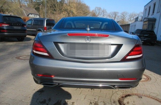 Mercedes-Benz SLC 180 9G-Tr. LED Navi Airscarf Pano Totw. PDC foto 6
