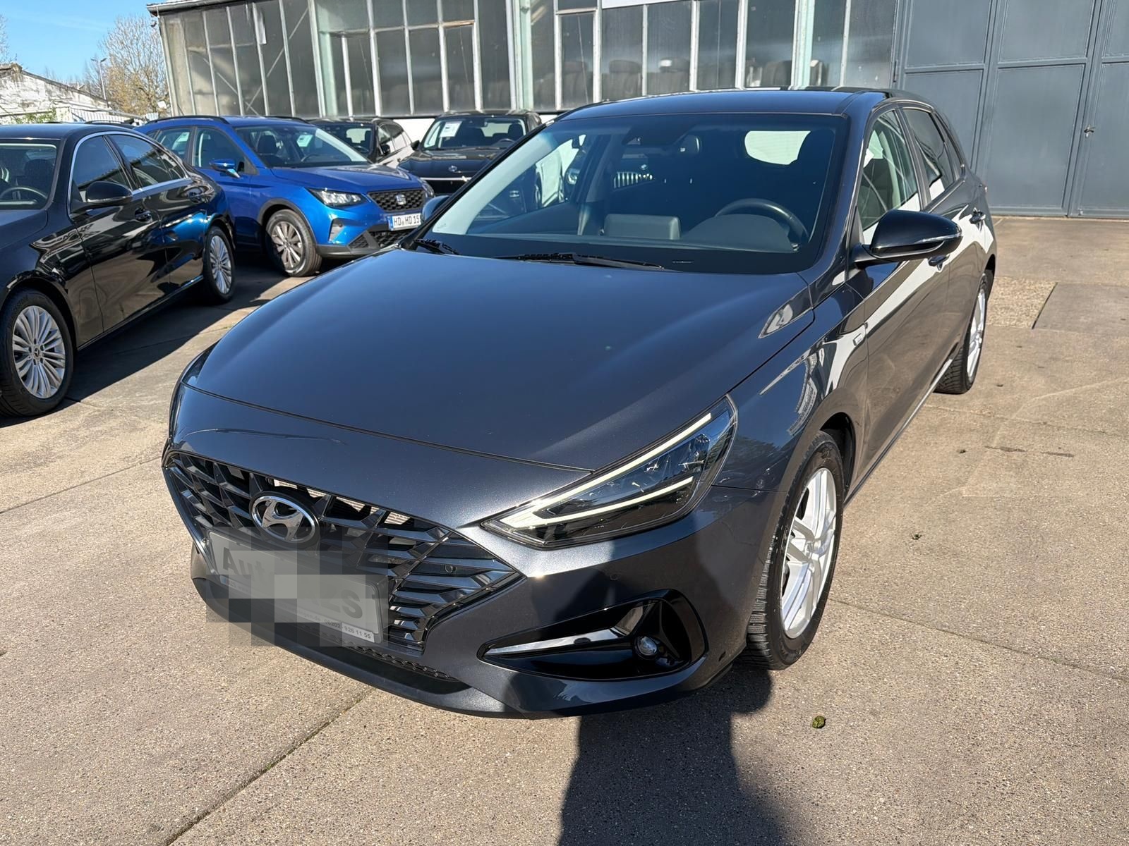 Hyundai i30 SITZHEITZUNG/PDC/CARPLAY/NAVI/CAM/LHZ foto 3