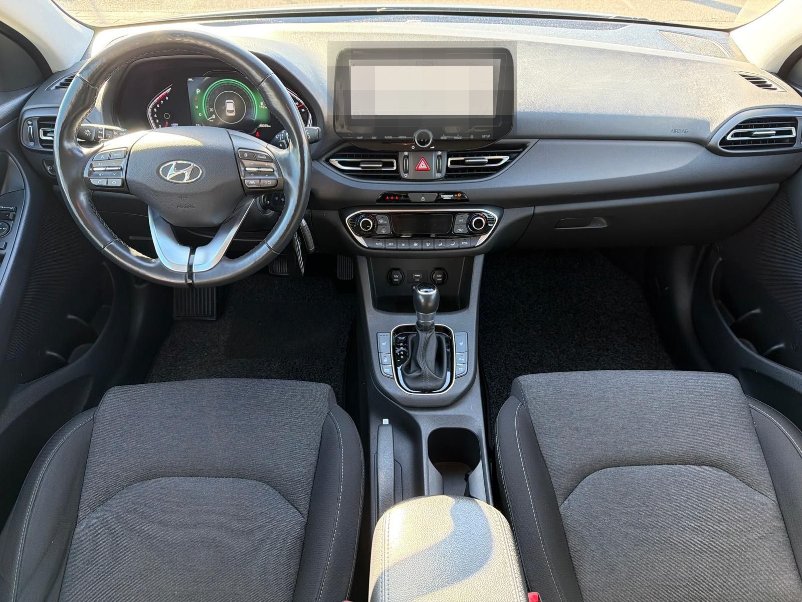 Hyundai i30 SITZHEITZUNG/PDC/CARPLAY/NAVI/CAM/LHZ foto 10