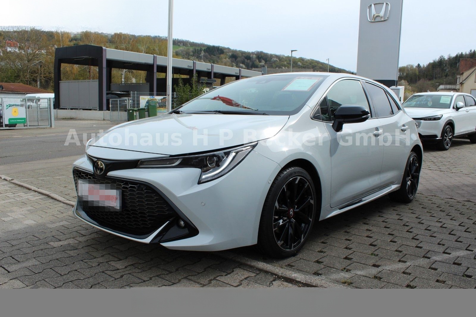 Toyota Corolla Hybrid GR Sport NAVI LED WINTERRÄDER foto 8