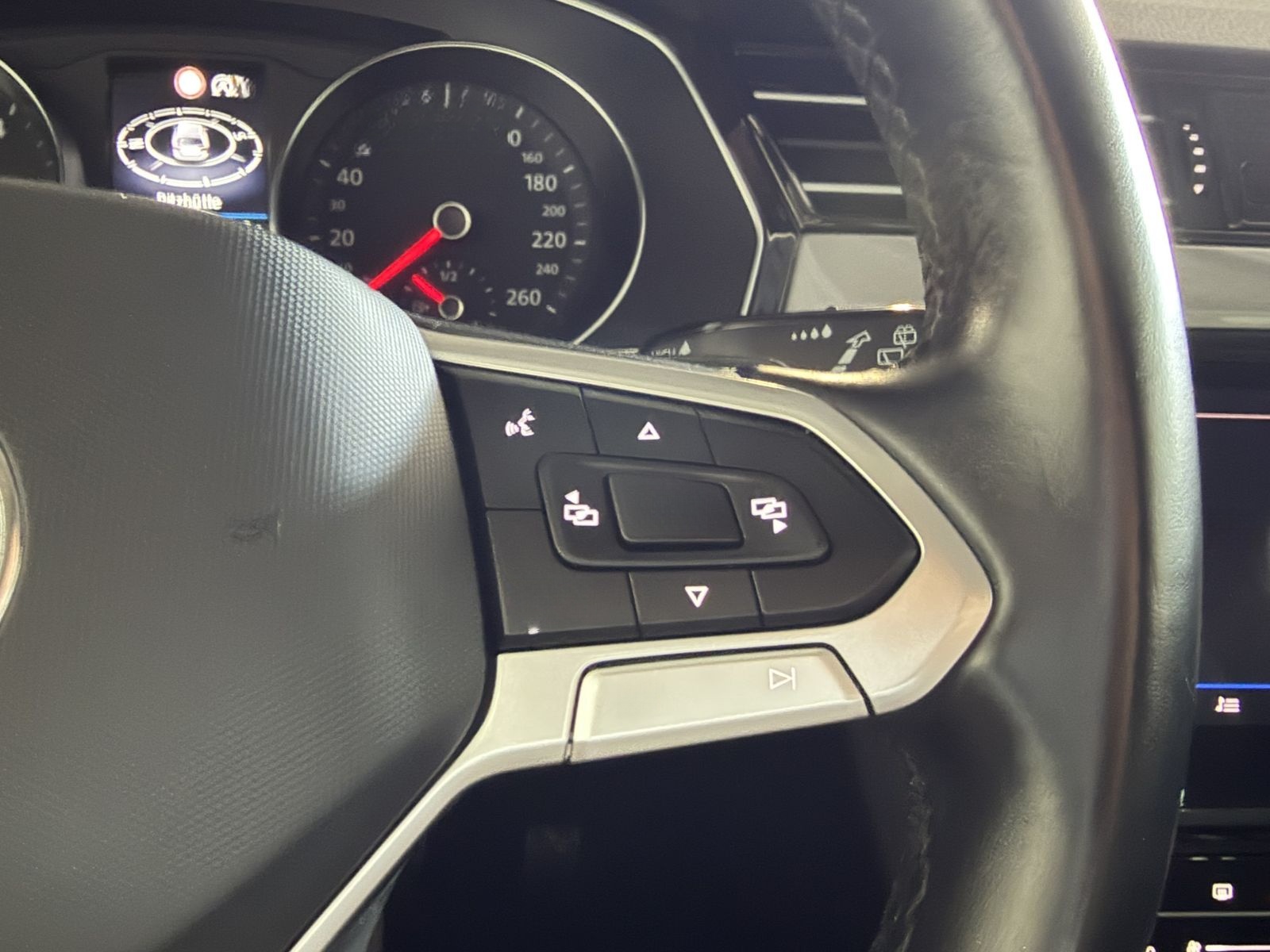 Volkswagen Passat Variant 2.0 TDI DSG 1.Hand ACC Navi RFK foto 24