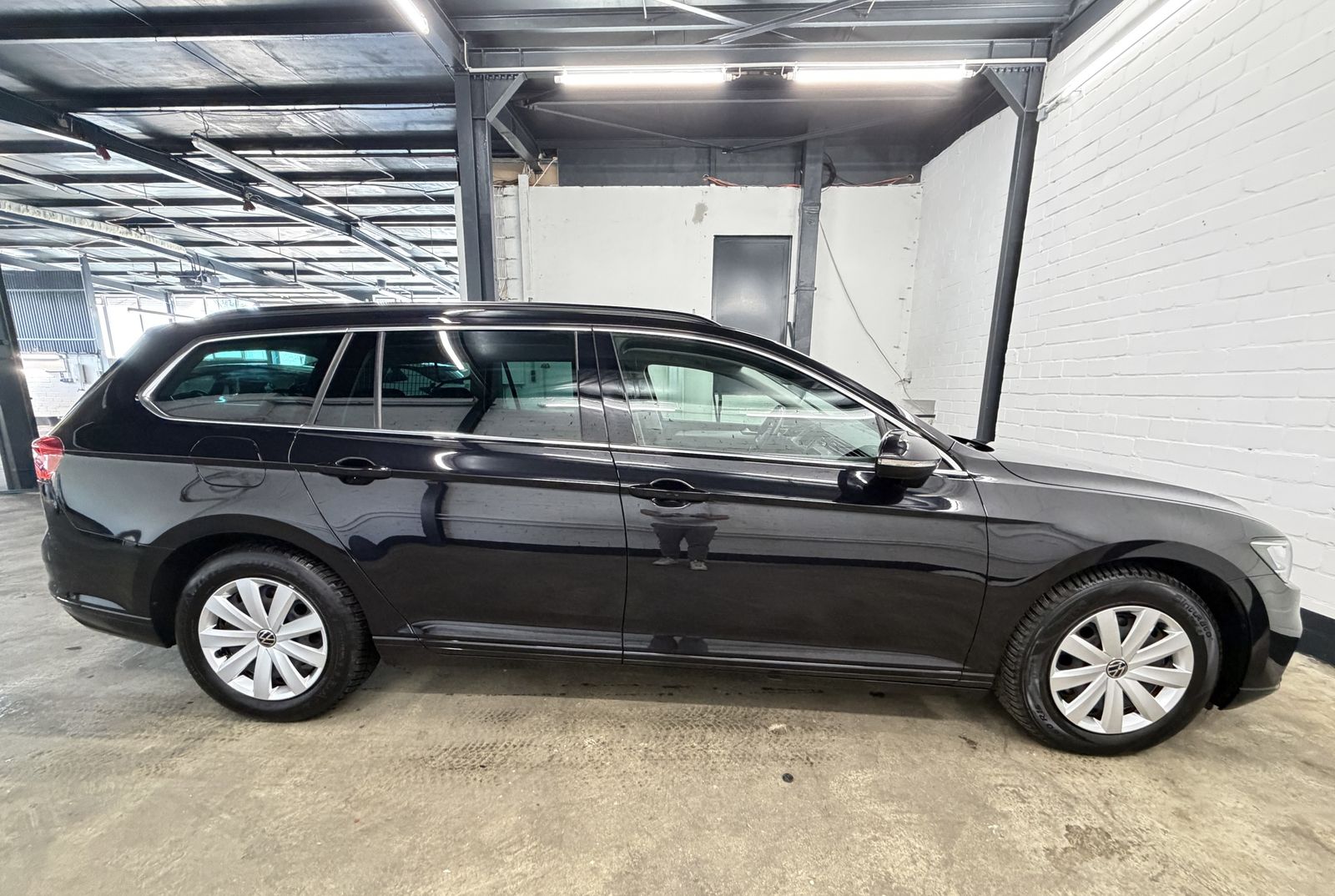 Volkswagen Passat Variant 2.0 TDI DSG 1.Hand ACC Navi RFK foto 5