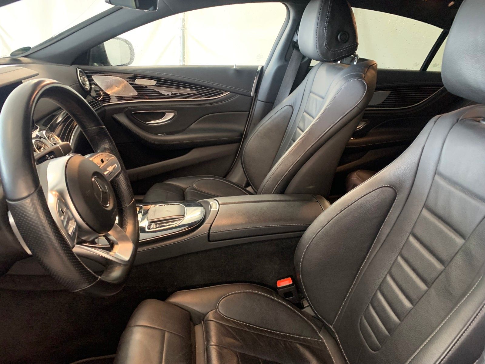 Mercedes-Benz CLS 400 d 4M AMG DISTR|MULTIBEAM|KAMERA|HUD foto 8