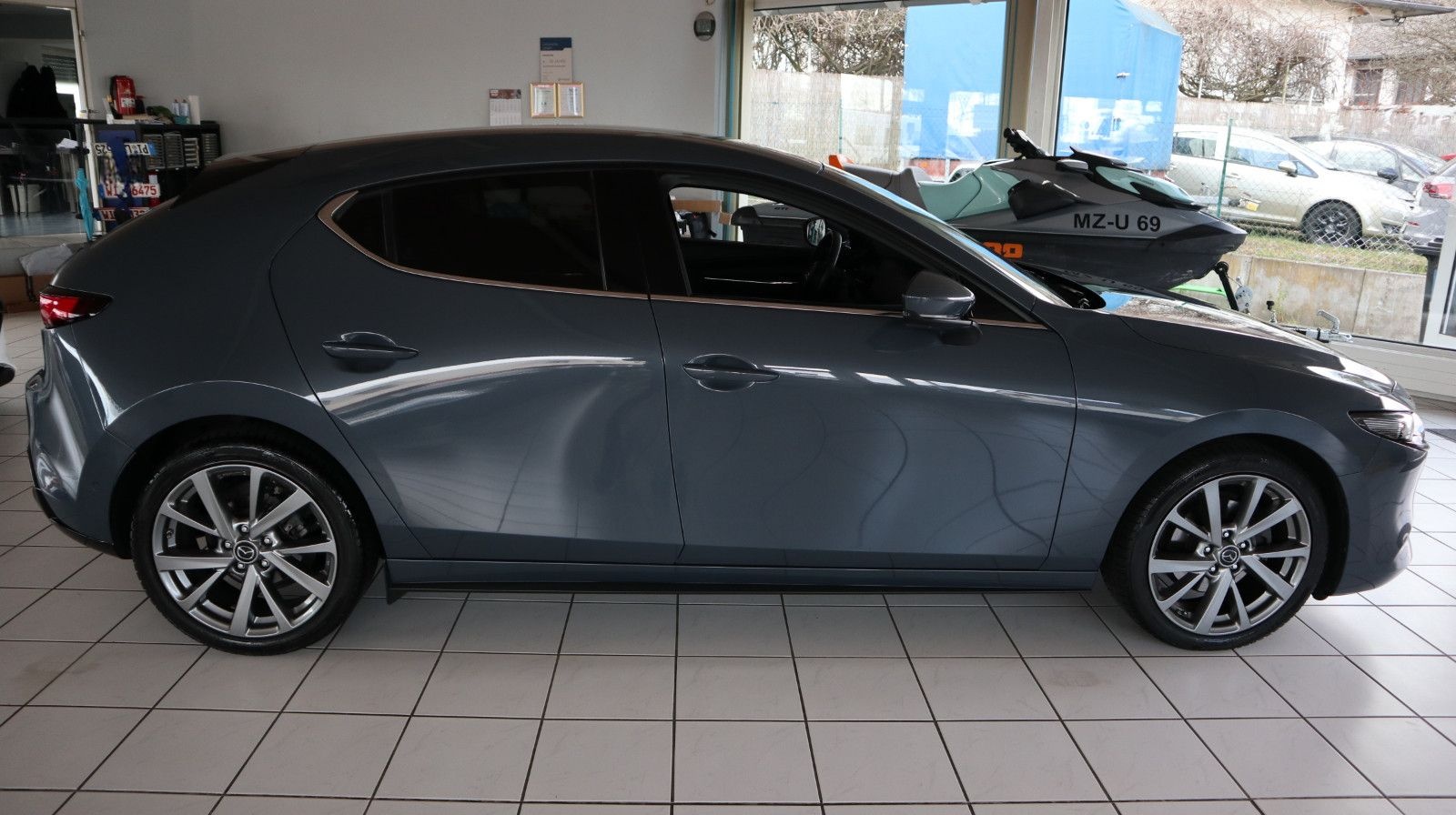Mazda 3 5-trg.*AUTOMATIK*BOSE*360°*LED*AHK-abn.*LHZ* foto 4