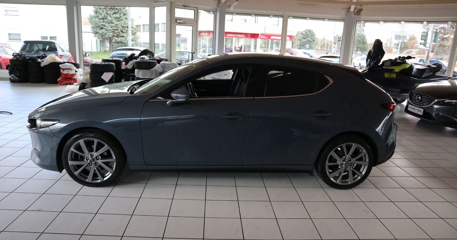 Mazda 3 5-trg.*AUTOMATIK*BOSE*360°*LED*AHK-abn.*LHZ* foto 5