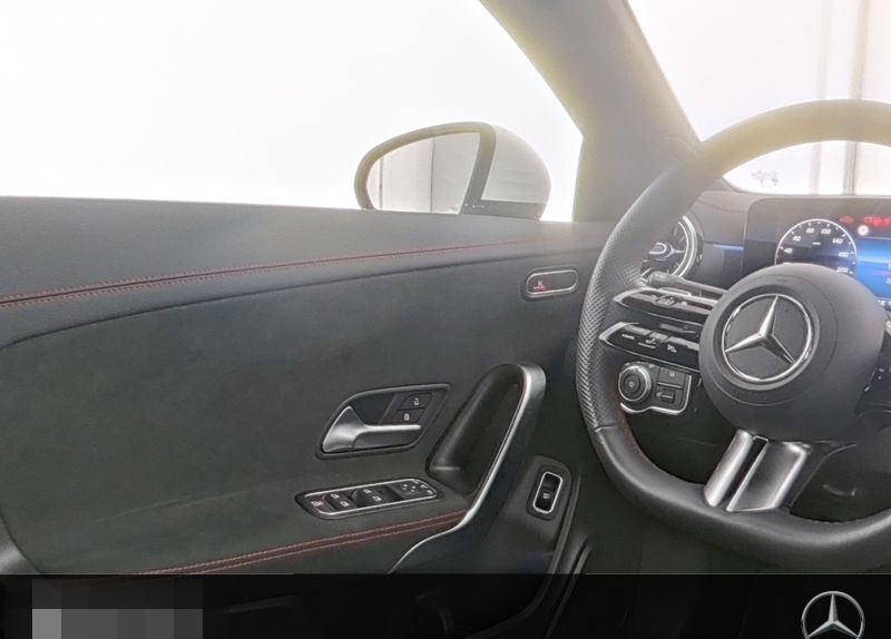 Mercedes-Benz CLA 200 Coupé AMG Navi PDC Kamera LED Keyless. foto 9