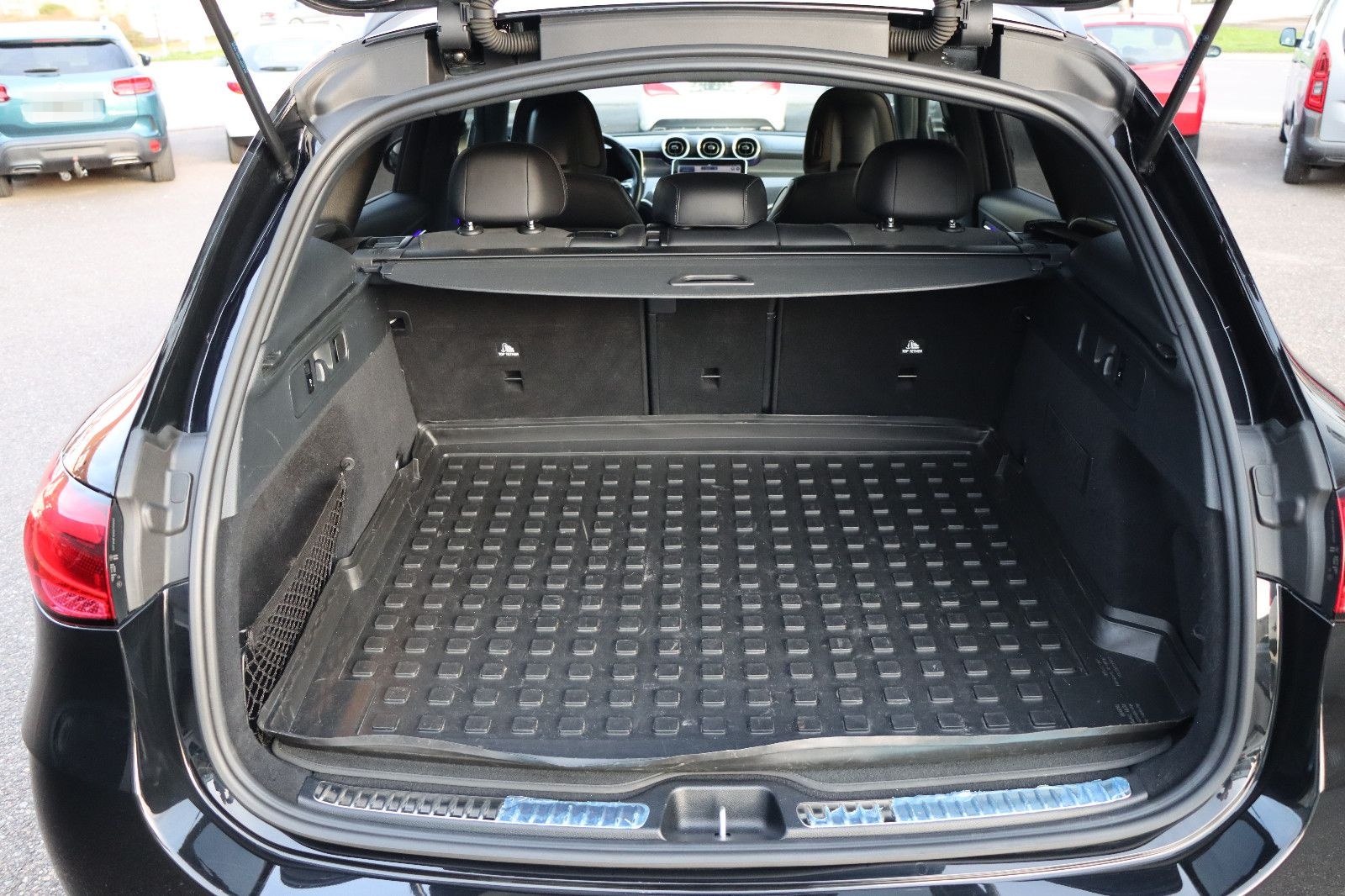 Mercedes-Benz GLC 220 d 4Matic AMG l 1.HAND l AMBIENTE l foto 14