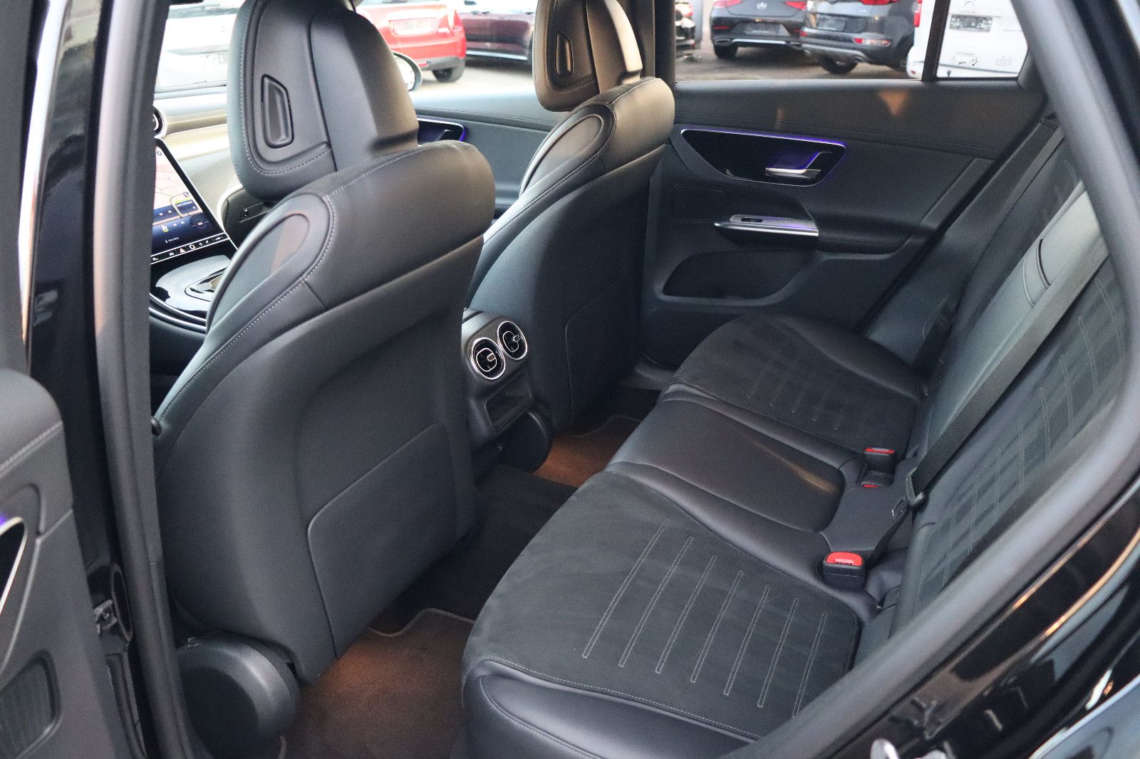 Mercedes-Benz GLC 220 d 4Matic AMG l 1.HAND l AMBIENTE l foto 19