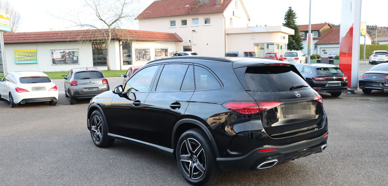Mercedes-Benz GLC 220 d 4Matic AMG l 1.HAND l AMBIENTE l foto 5