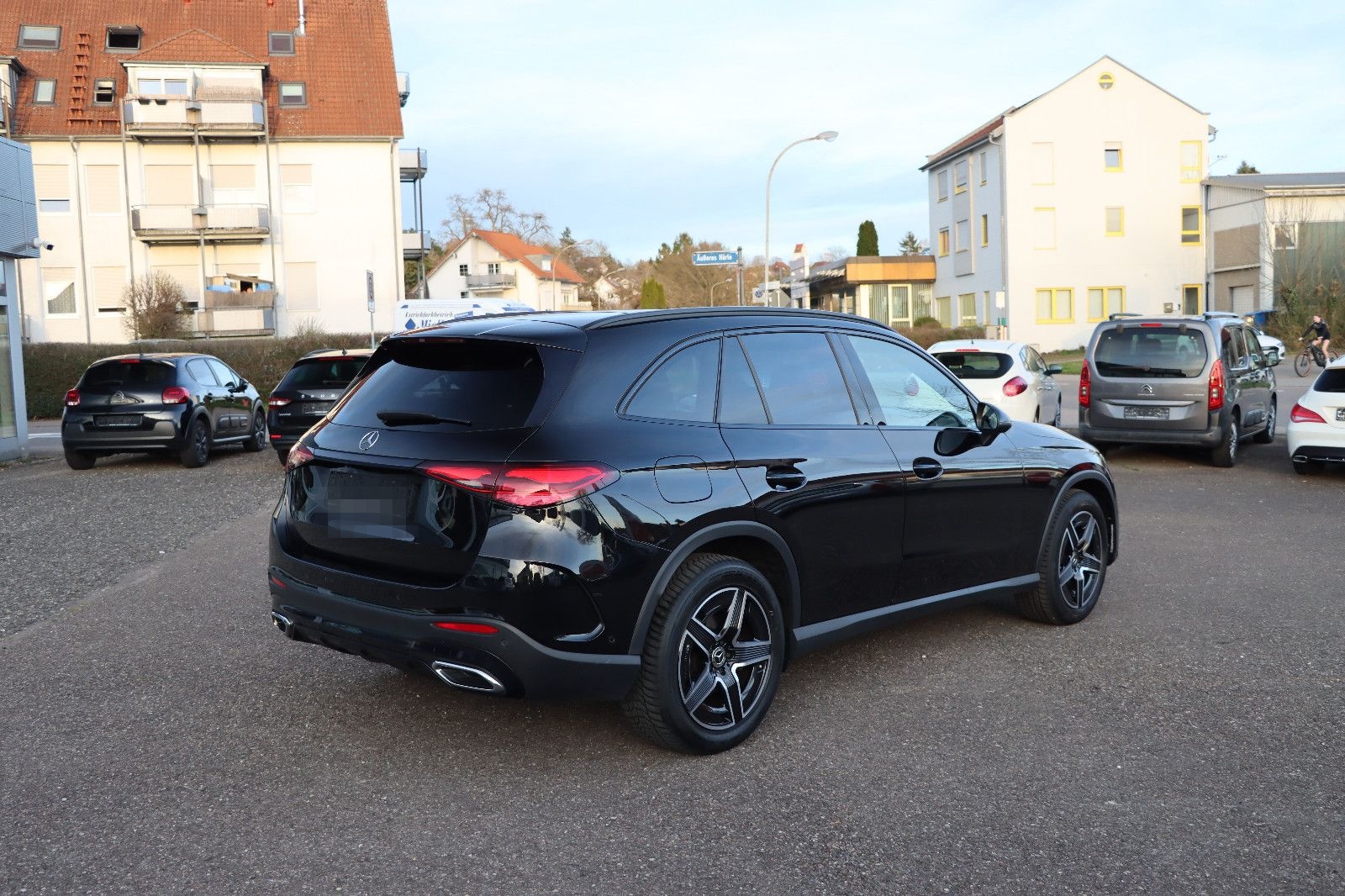 Mercedes-Benz GLC 220 d 4Matic AMG l 1.HAND l AMBIENTE l foto 7
