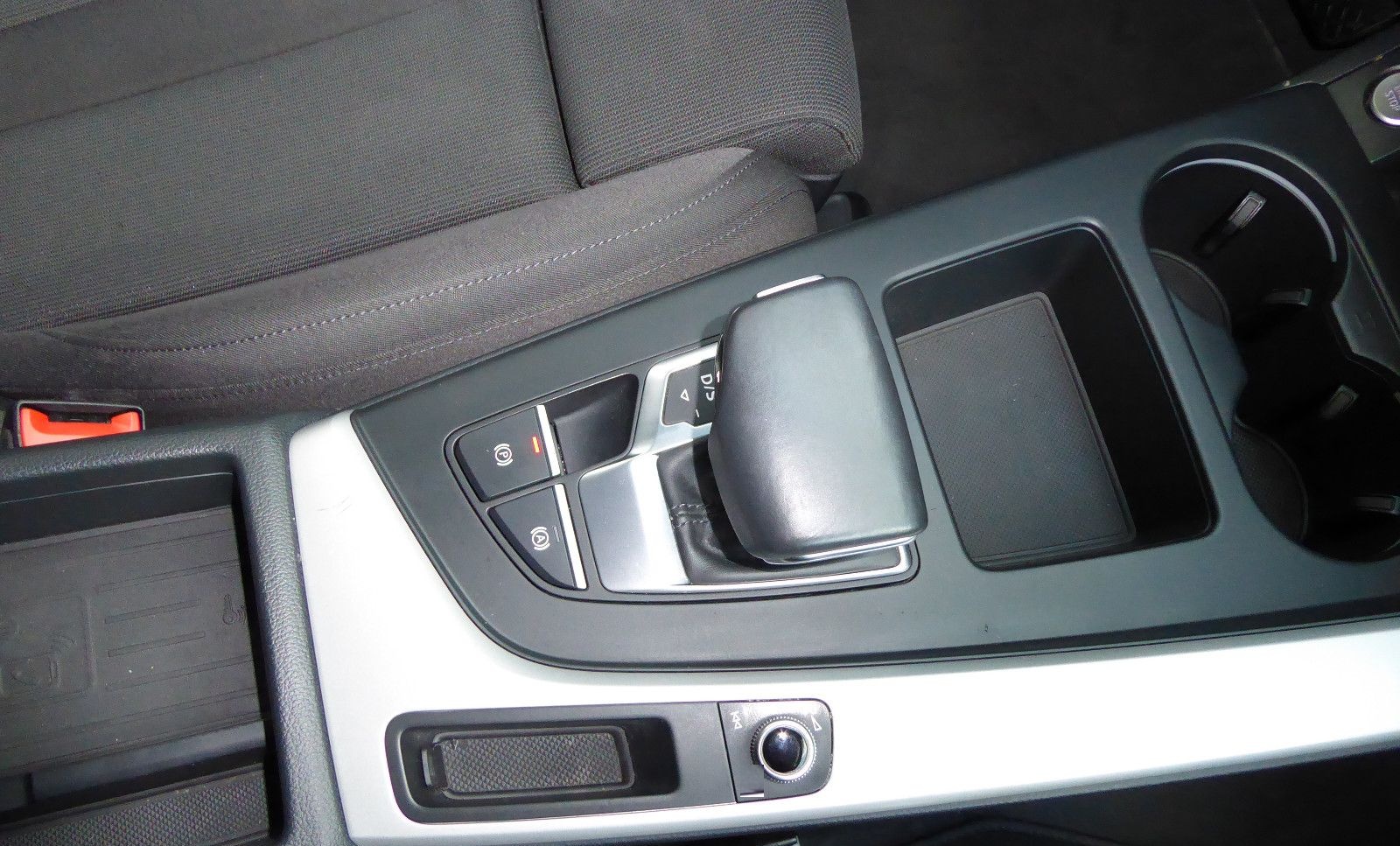 Audi A4 Avant 40 TDI 1.Hand Automatik Navi foto 13